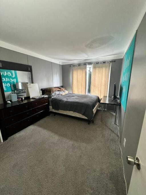 Charming Colonial TH Retreat view 3