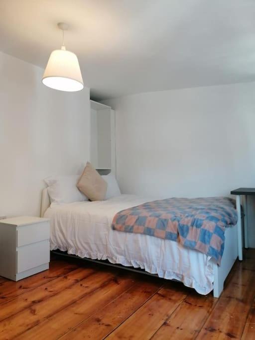 King's Cross Road Private Rooms