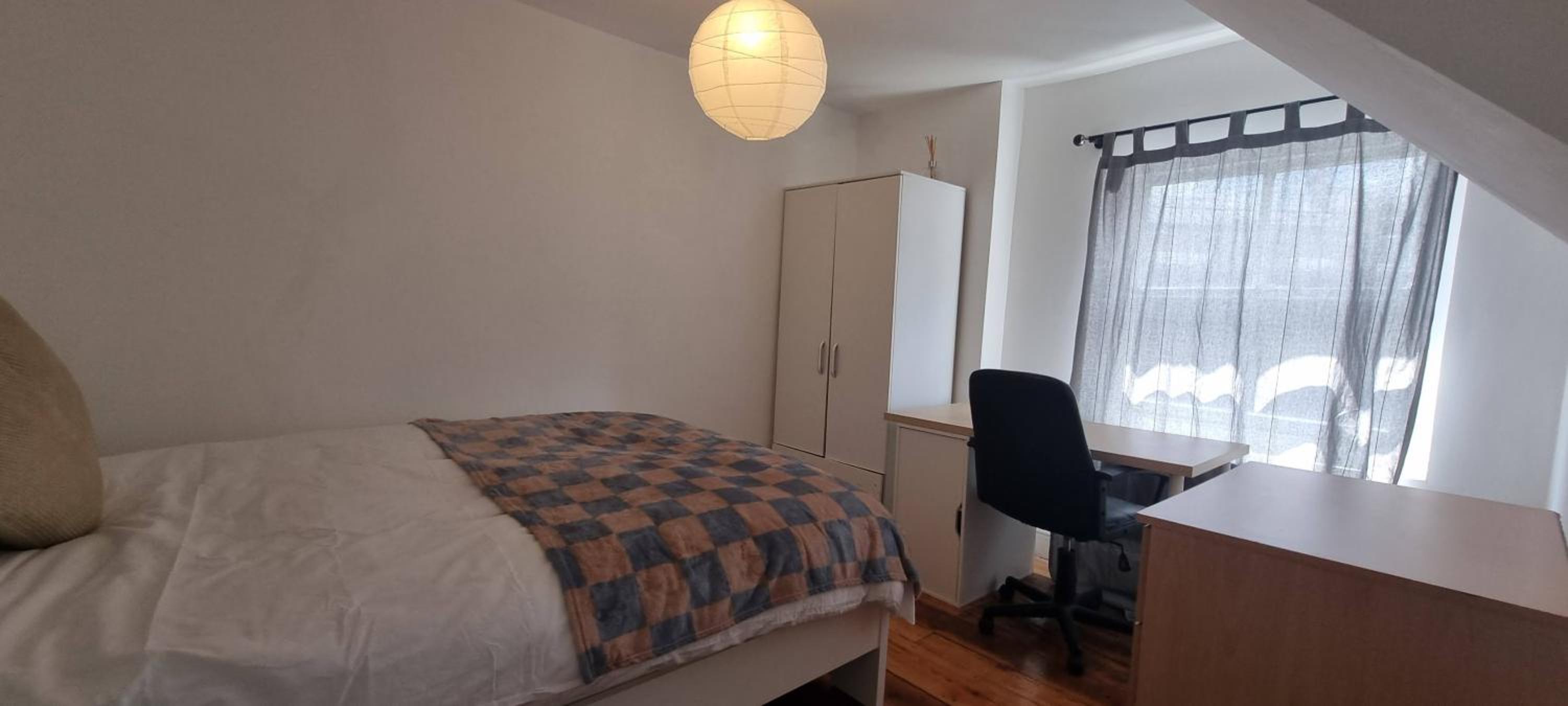 King's Cross Road Private Rooms