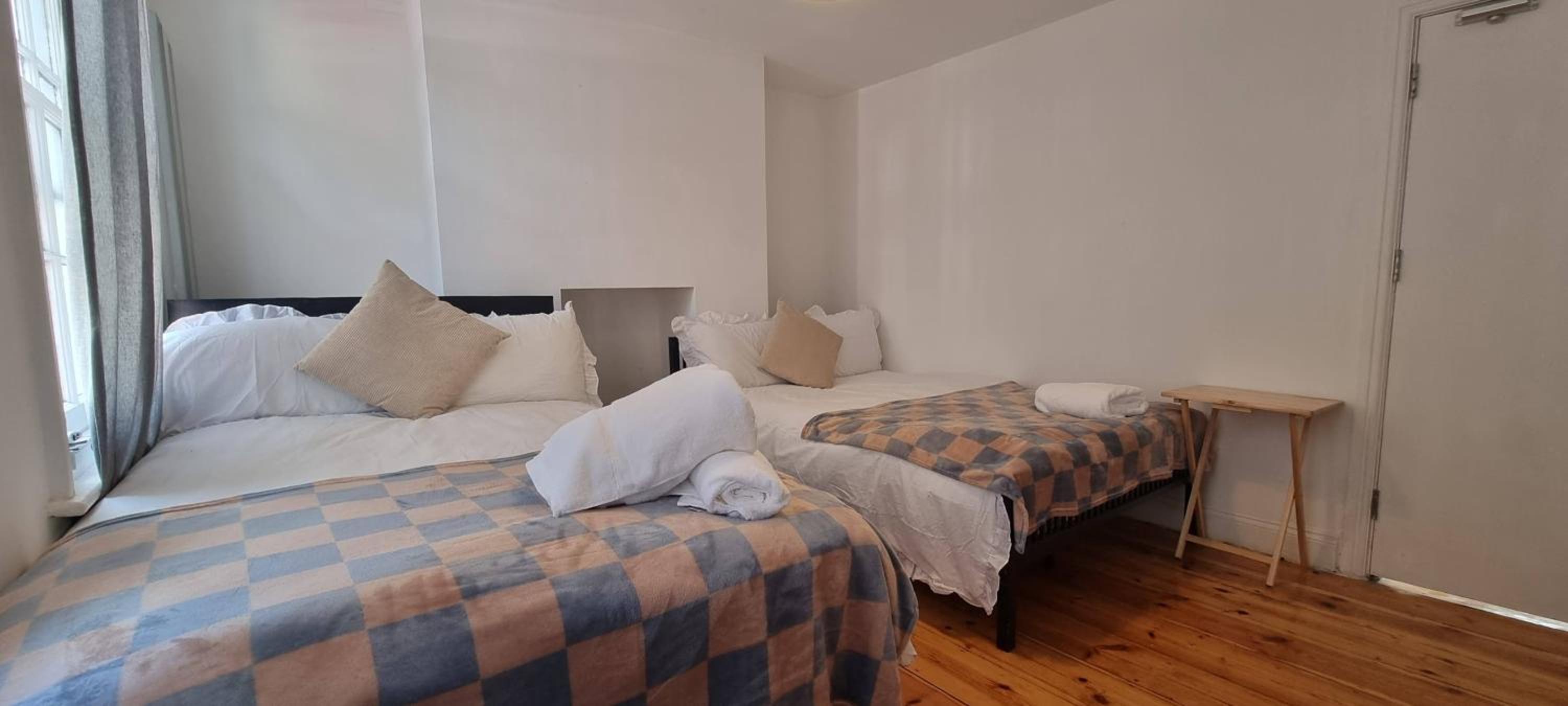 King's Cross Road Private Rooms