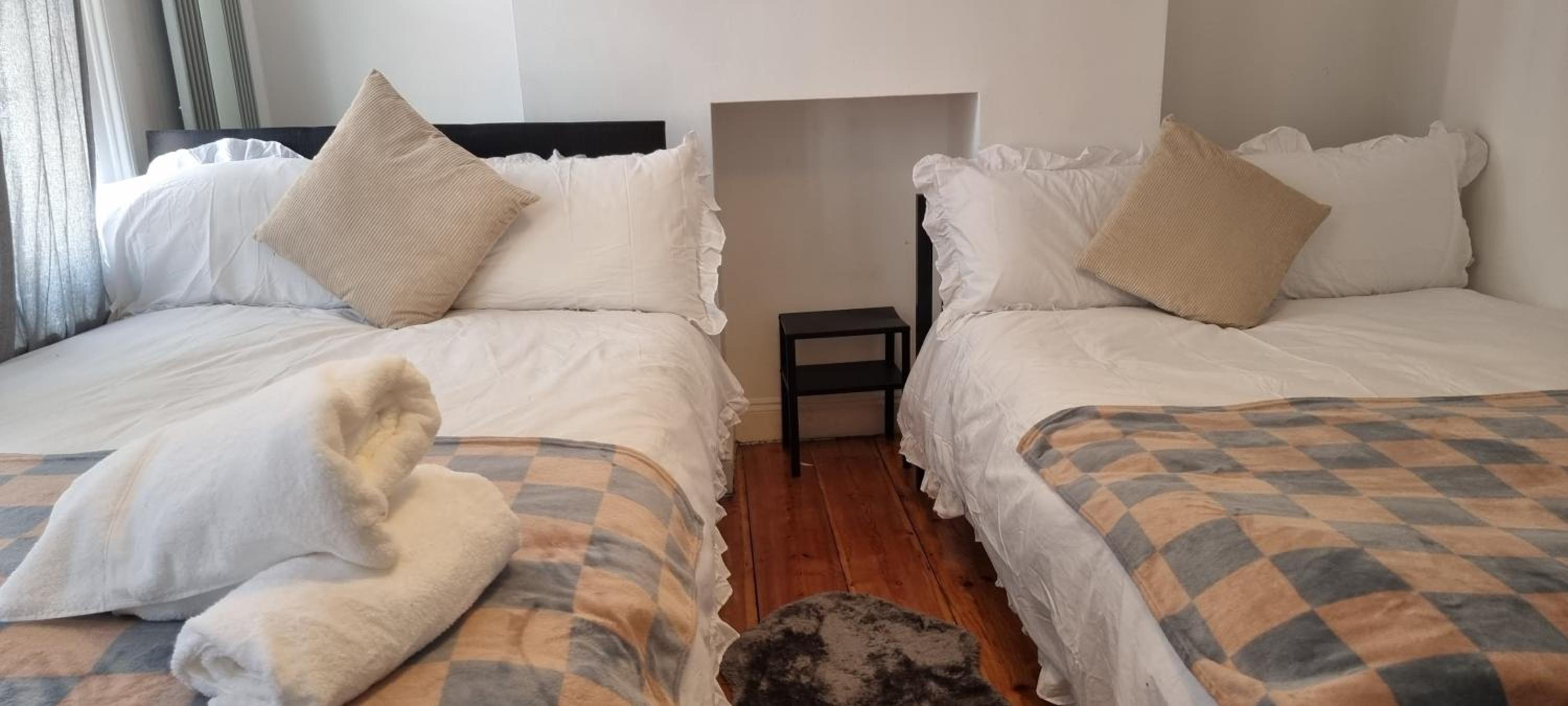 King's Cross Road Private Rooms