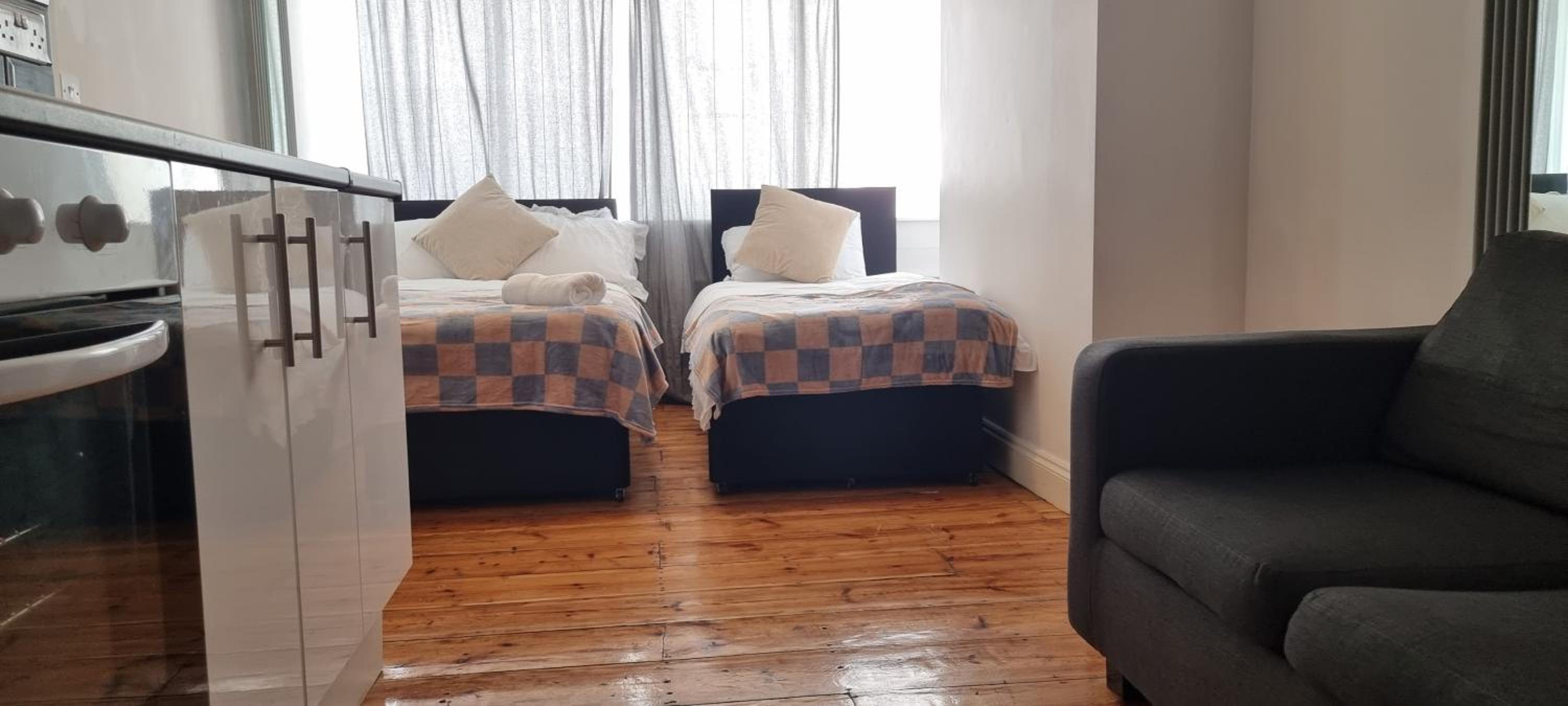 King's Cross Road Private Rooms