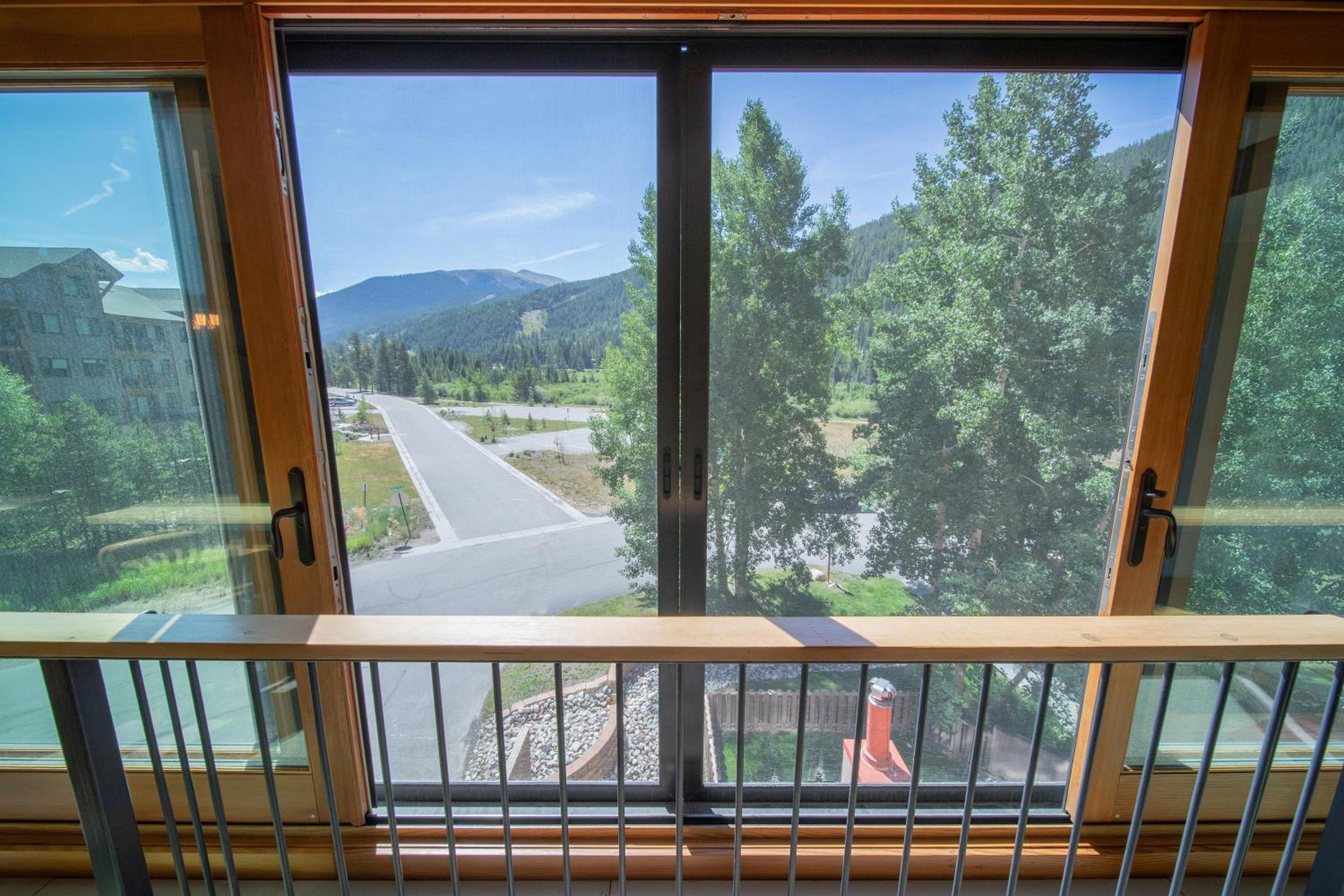 Decatur 1789 by SummitCove Lodging in Colorado
