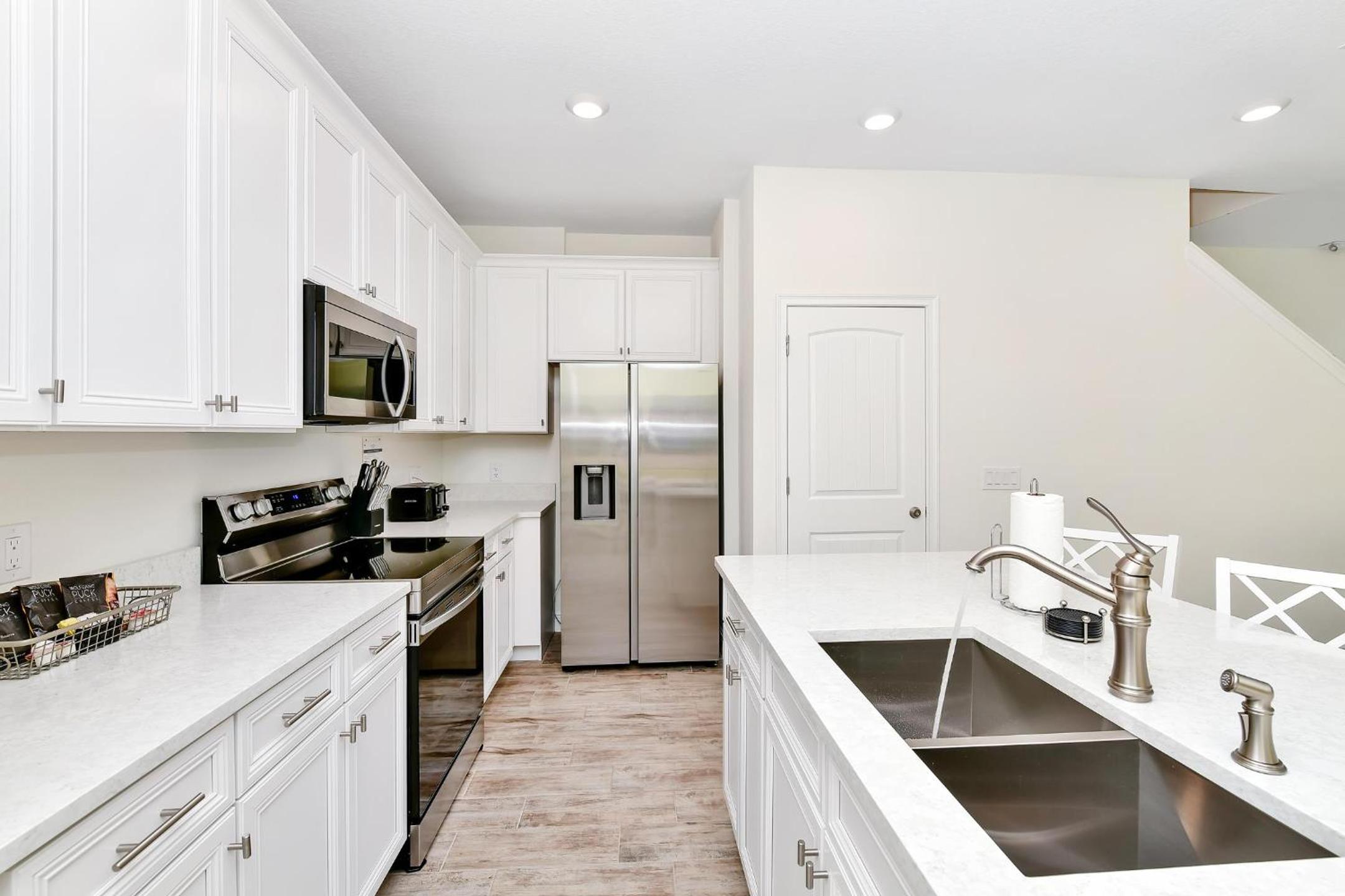 Lovely Villa Near Disney With Margaritaville Resort & Island H20 Access - 8146Cp