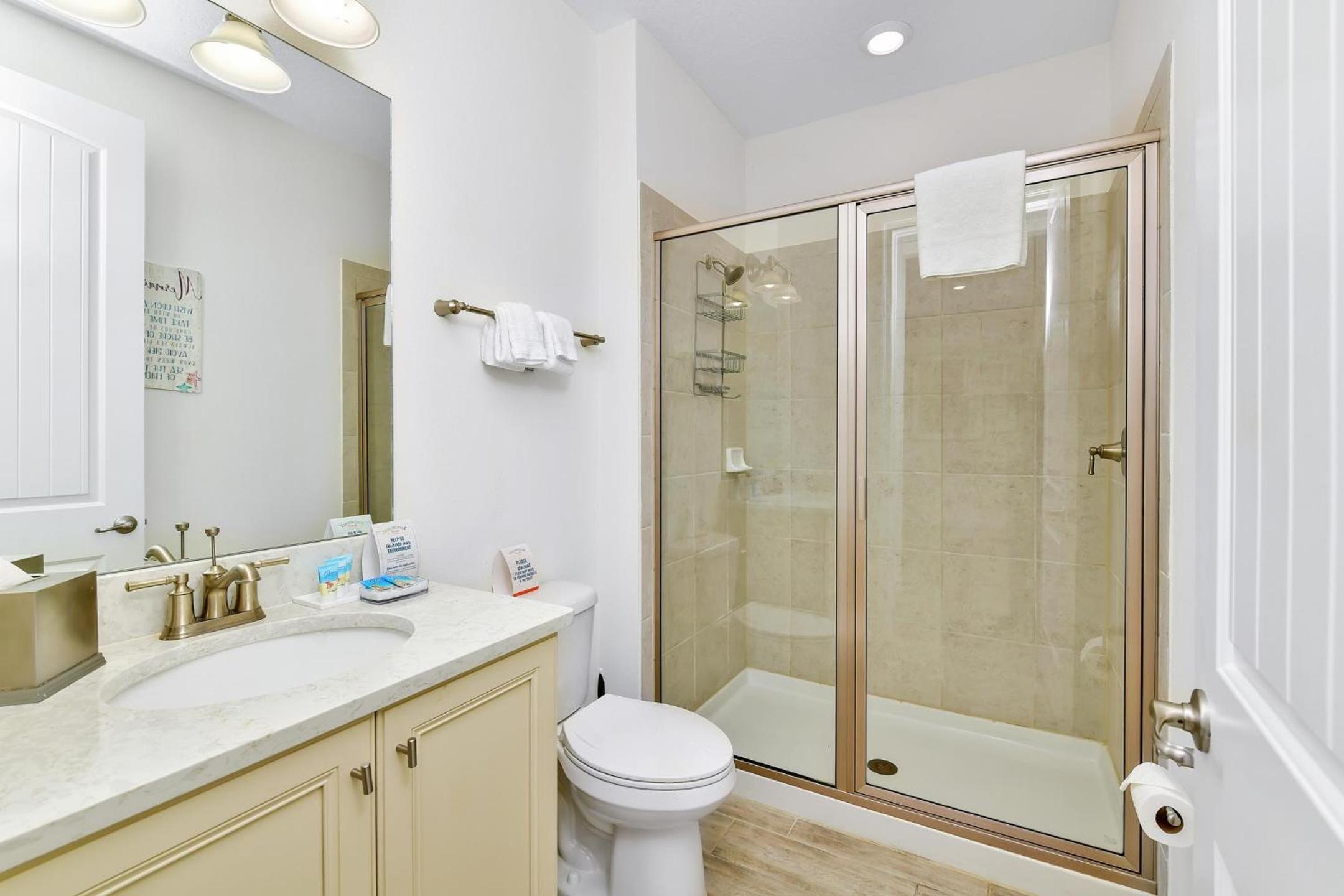 Palm Tree Paradise Cottage Private Pool Near Disney With Margaritaville Resort & Island H20 Access - 8109Su