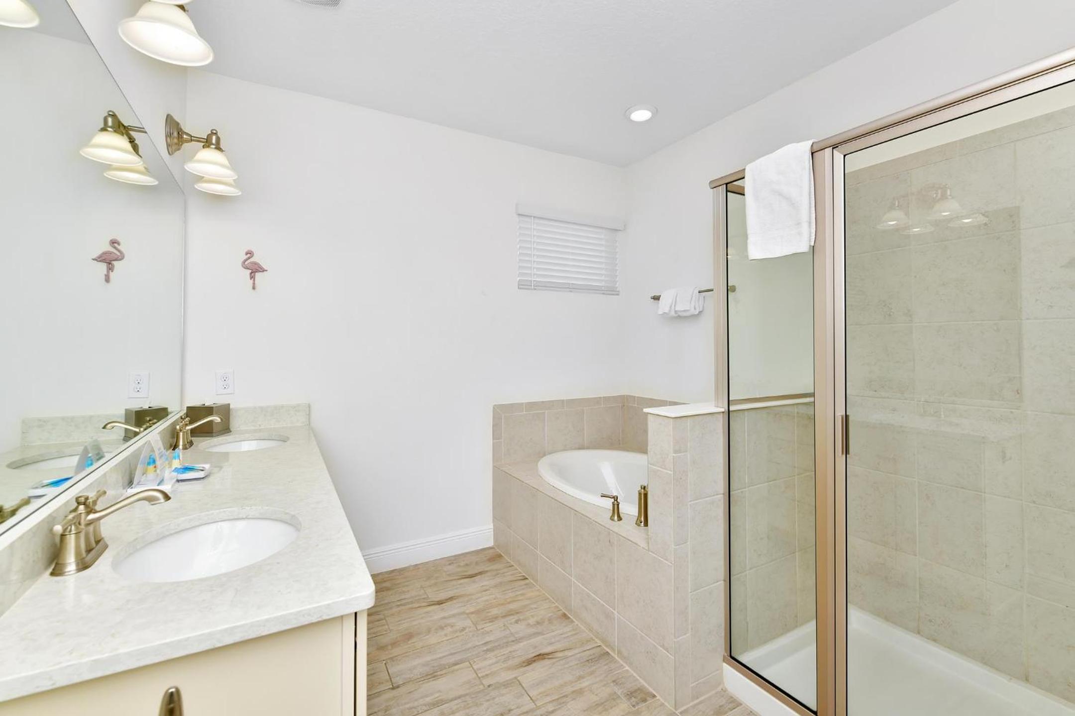 Palm Tree Paradise Cottage Private Pool Near Disney With Margaritaville Resort & Island H20 Access - 8109Su