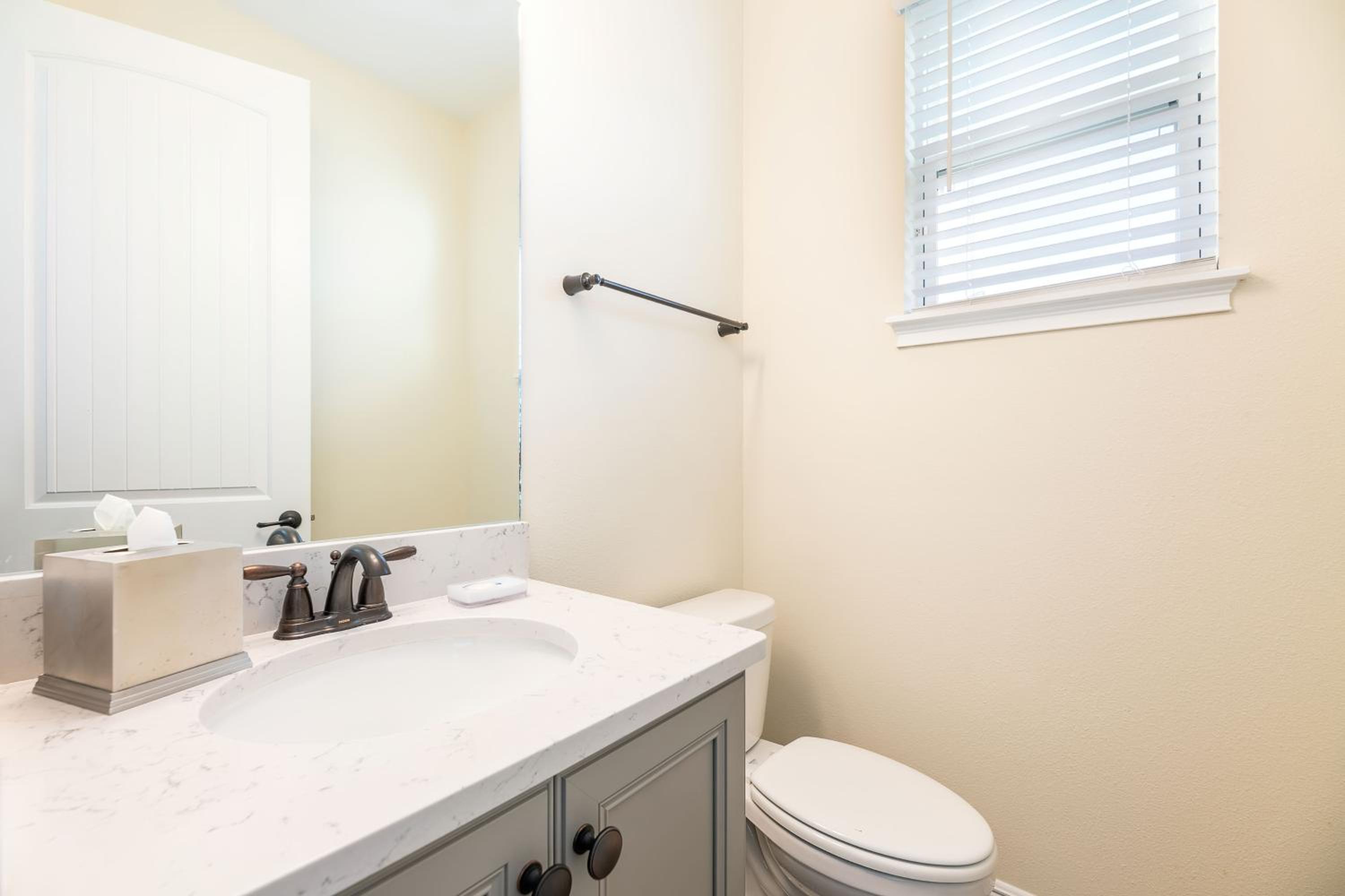 Vibrant Cottage With Private Pool Near Disney With Margaritaville Resort & Island H2O Access - 8031Kd