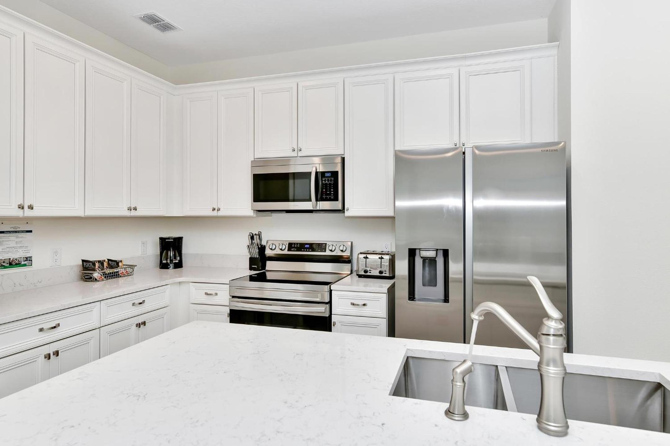 Vibrant Villa Near Disney With Margaritaville Resort & Island H20 Waterpark Access - 3136Cs