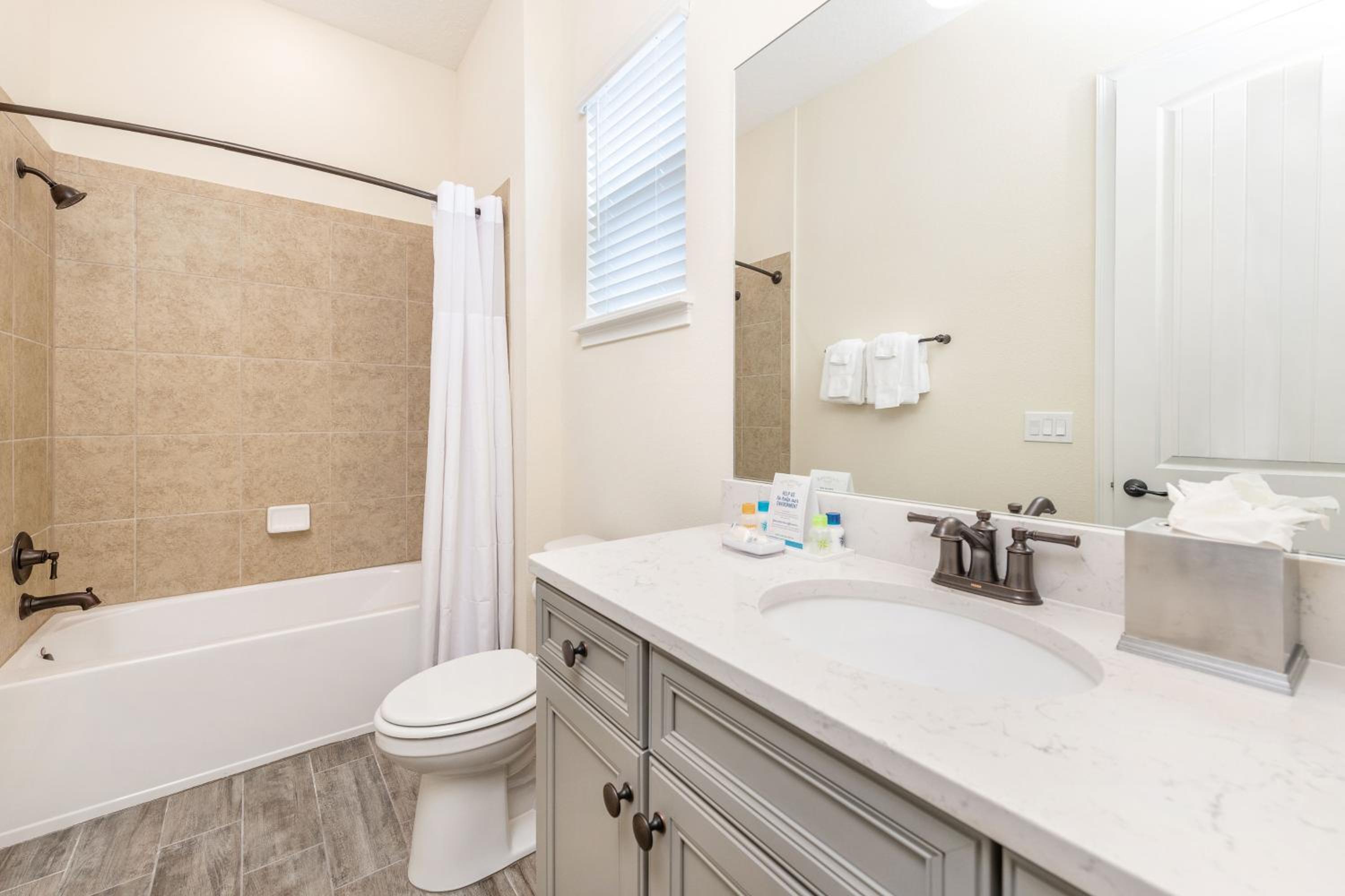 Sandy Shores Cottage Near Disney With Margaritaville Resort & Island H2O Access - 8077Kd