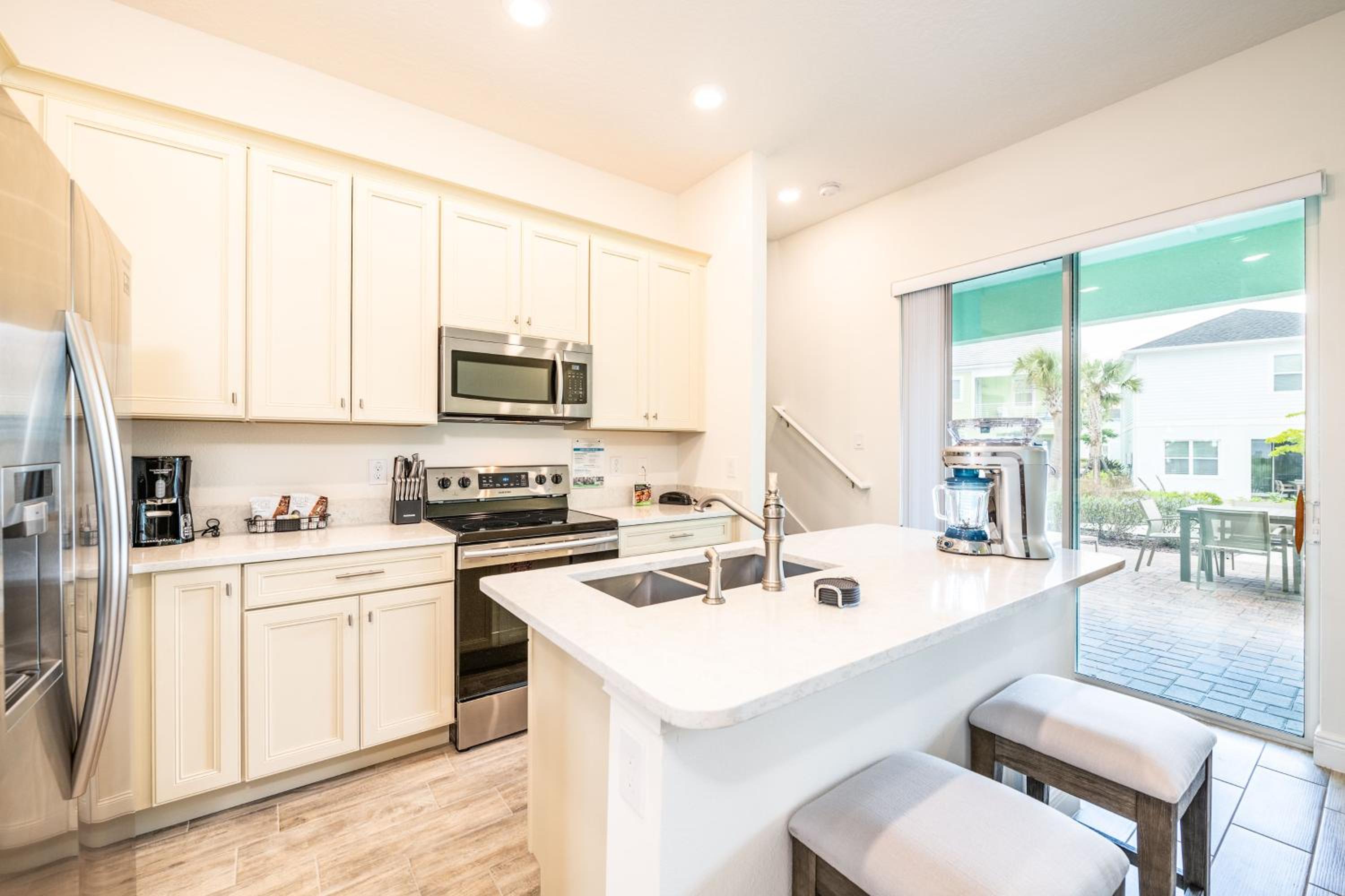 Lovely Green Cottage Near Disney With Margaritaville Resort & Island H20 Waterpark Access - 2982Sr