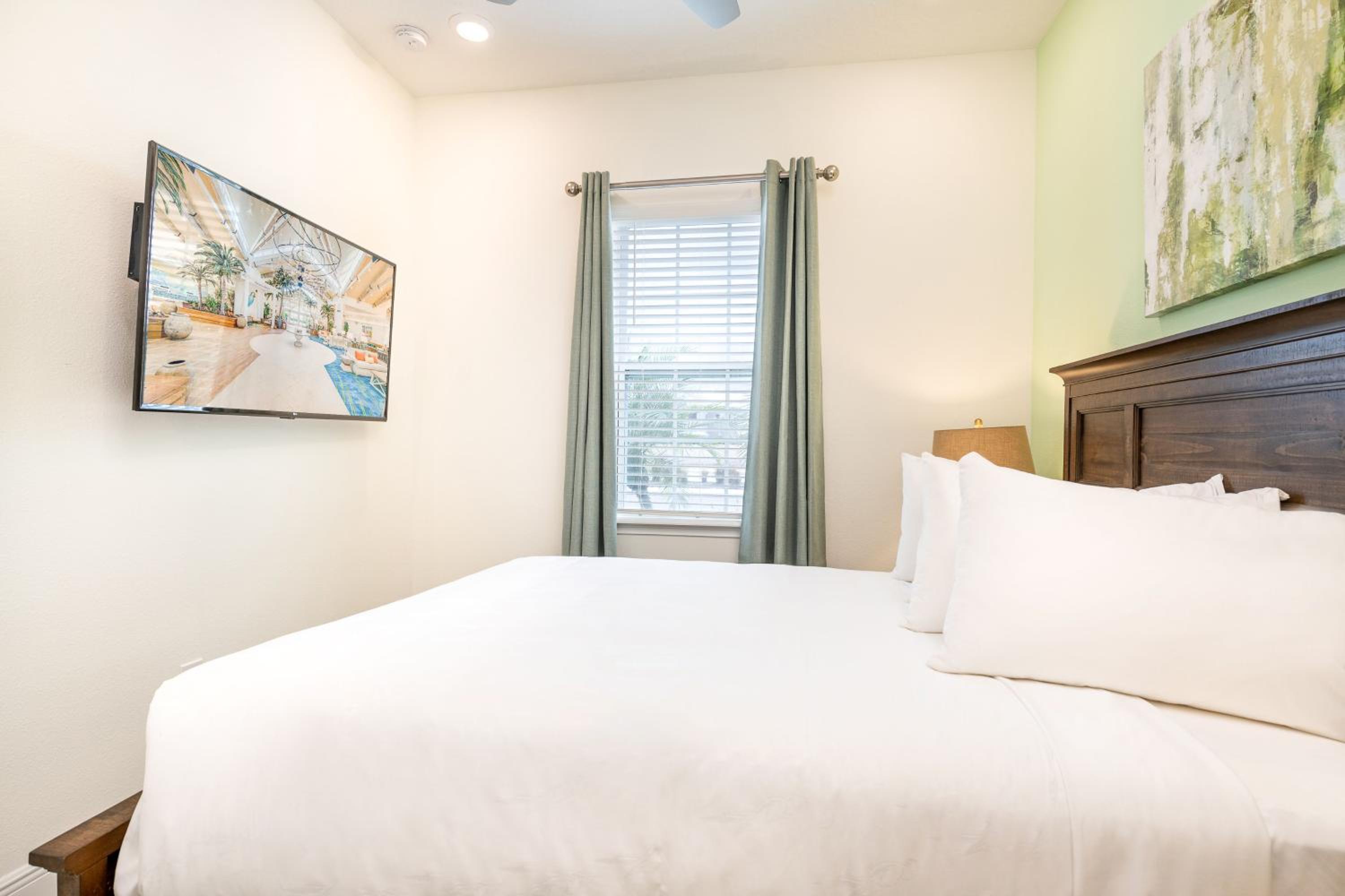Lovely Green Cottage Near Disney With Margaritaville Resort & Island H20 Waterpark Access - 2982Sr