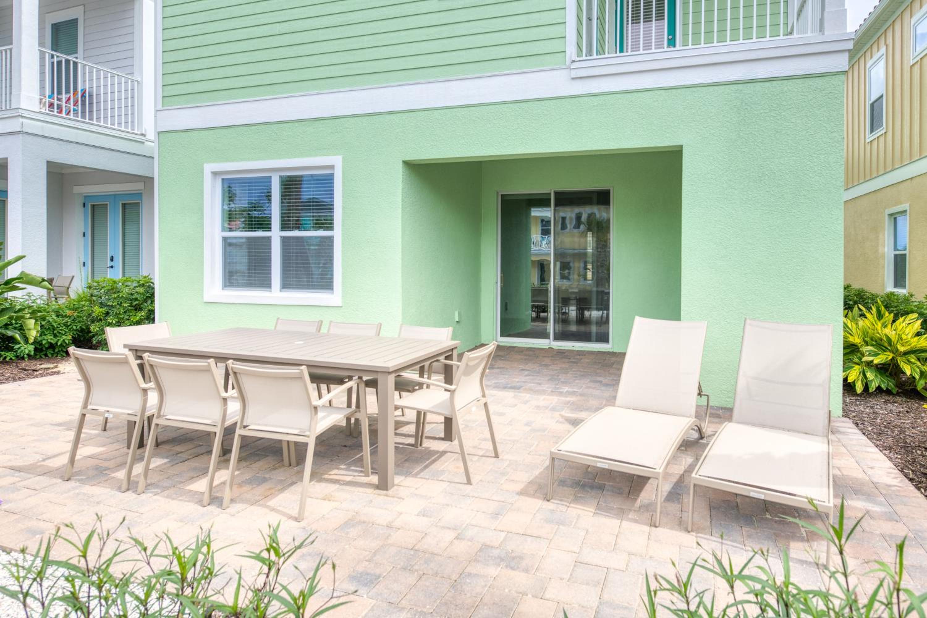 Lovely Green Cottage Near Disney With Margaritaville Resort & Island H20 Waterpark Access - 2982Sr
