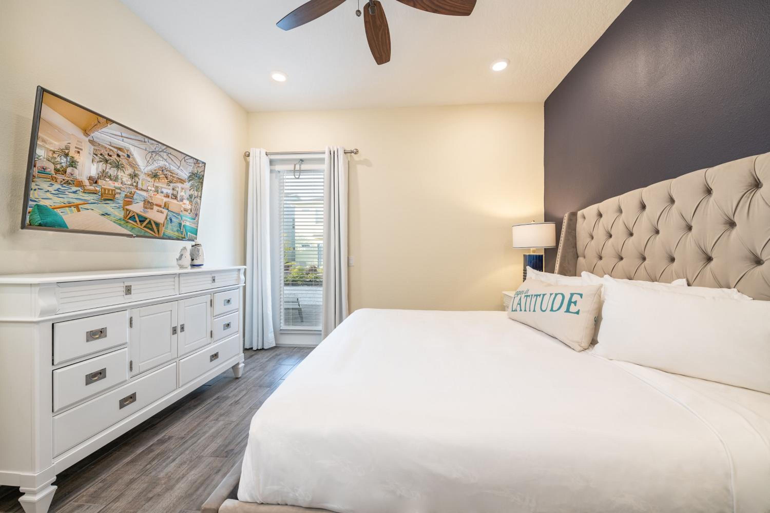 Comfy Cottage Near Disney With Margaritaville Resort & Island H2O Access - 8087Kd