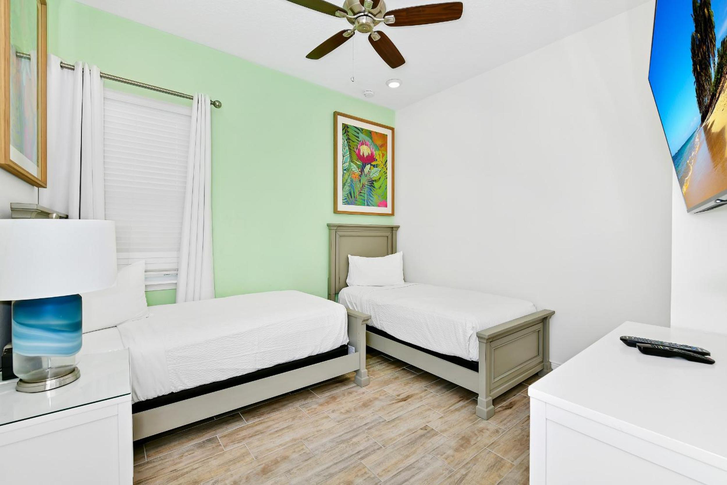 Blue Haven Cottage Near Disney With Margaritaville Resort & Island H20 Waterpark Access - 7996Ls
