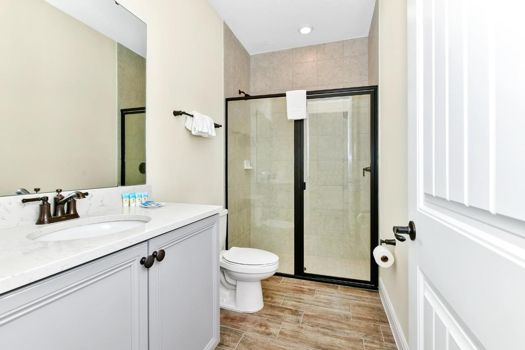 Pearly White Villa Near Disney With Margaritaville Resort & Island H2O Access - 3061Cs