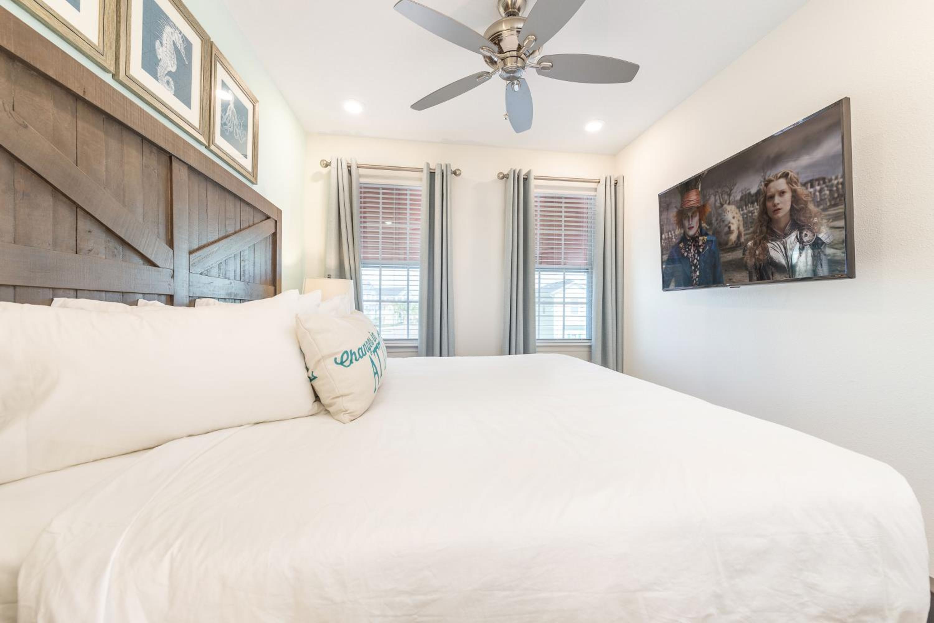 Blue Cascade Cottage Near Disney With Margaritaville Resort & Island H2O Access - 8064Ls