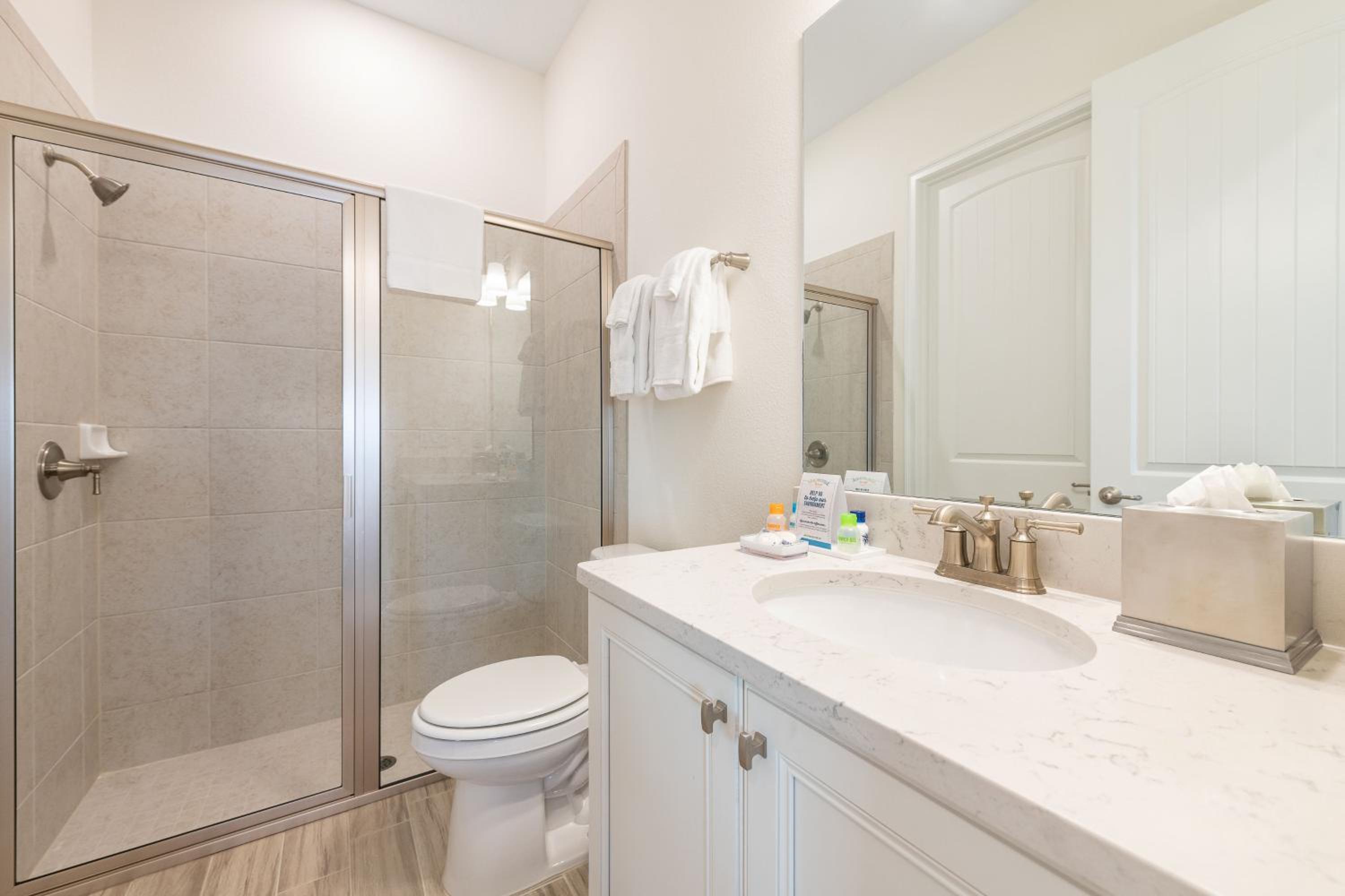 Blue Cascade Cottage Near Disney With Margaritaville Resort & Island H2O Access - 8064Ls