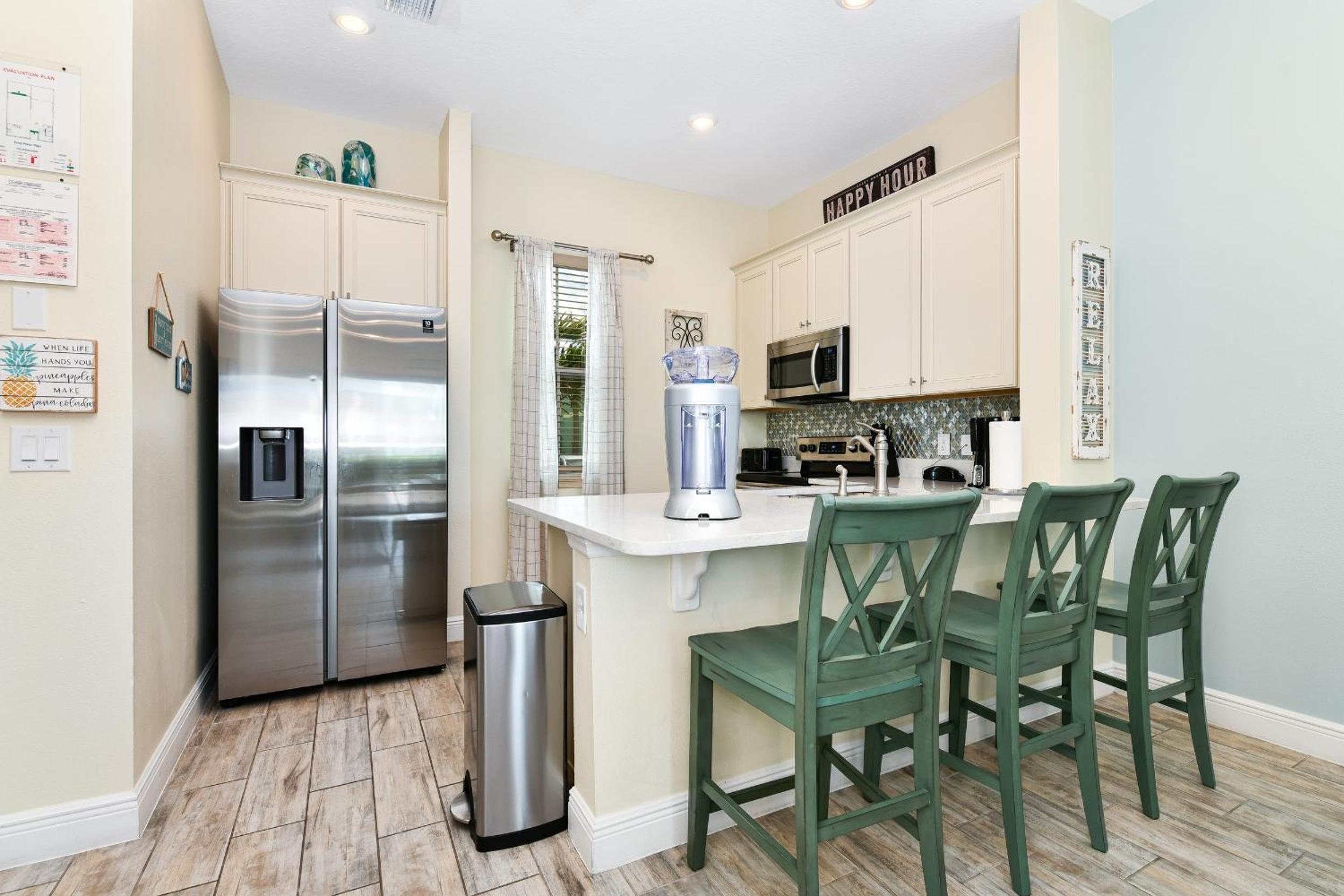 Seashell Cream Cottage With Private Pool Near Disney With Margaritaville Resort & Island H2O Access - 8037St