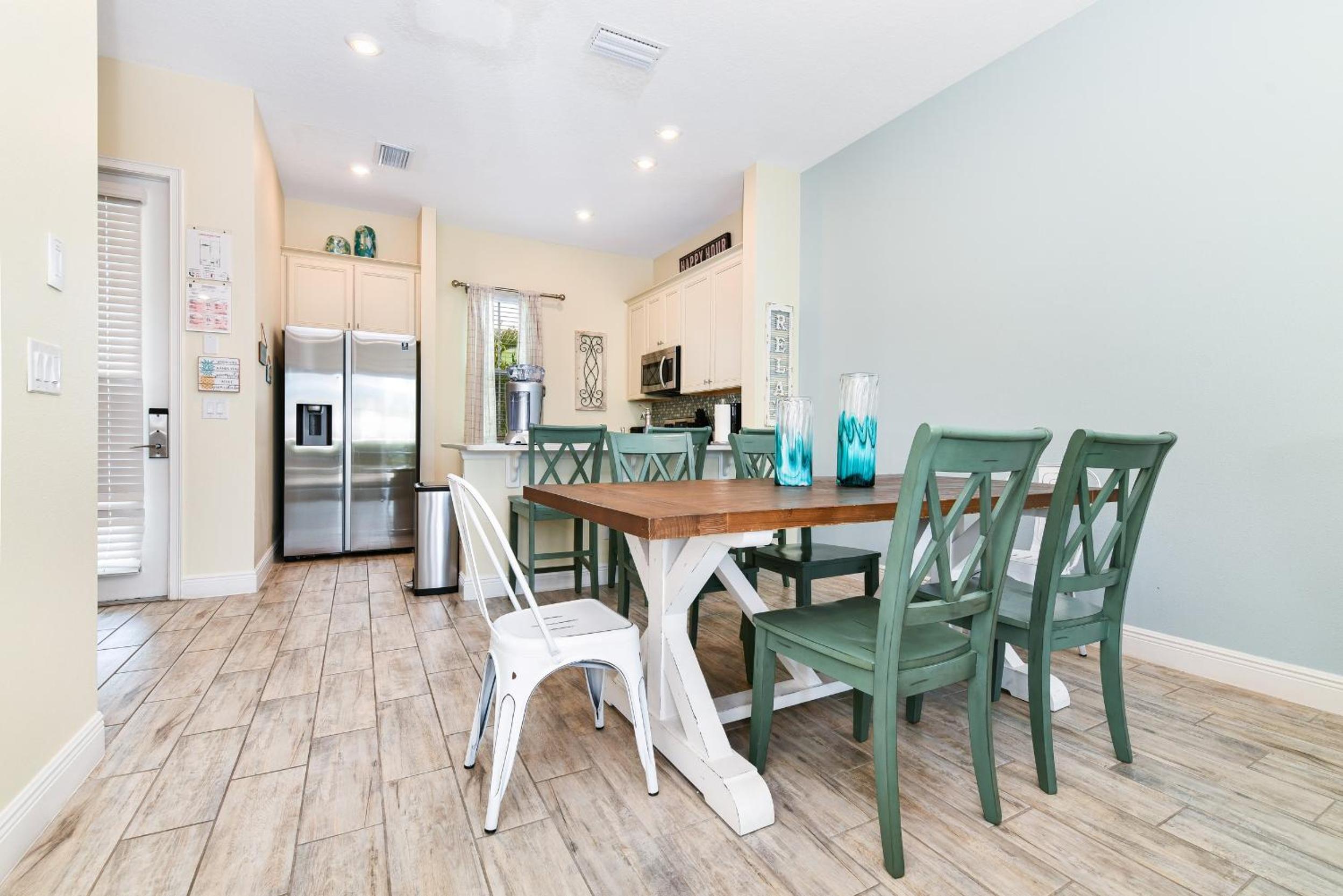 Seashell Cream Cottage With Private Pool Near Disney With Margaritaville Resort & Island H2O Access - 8037St