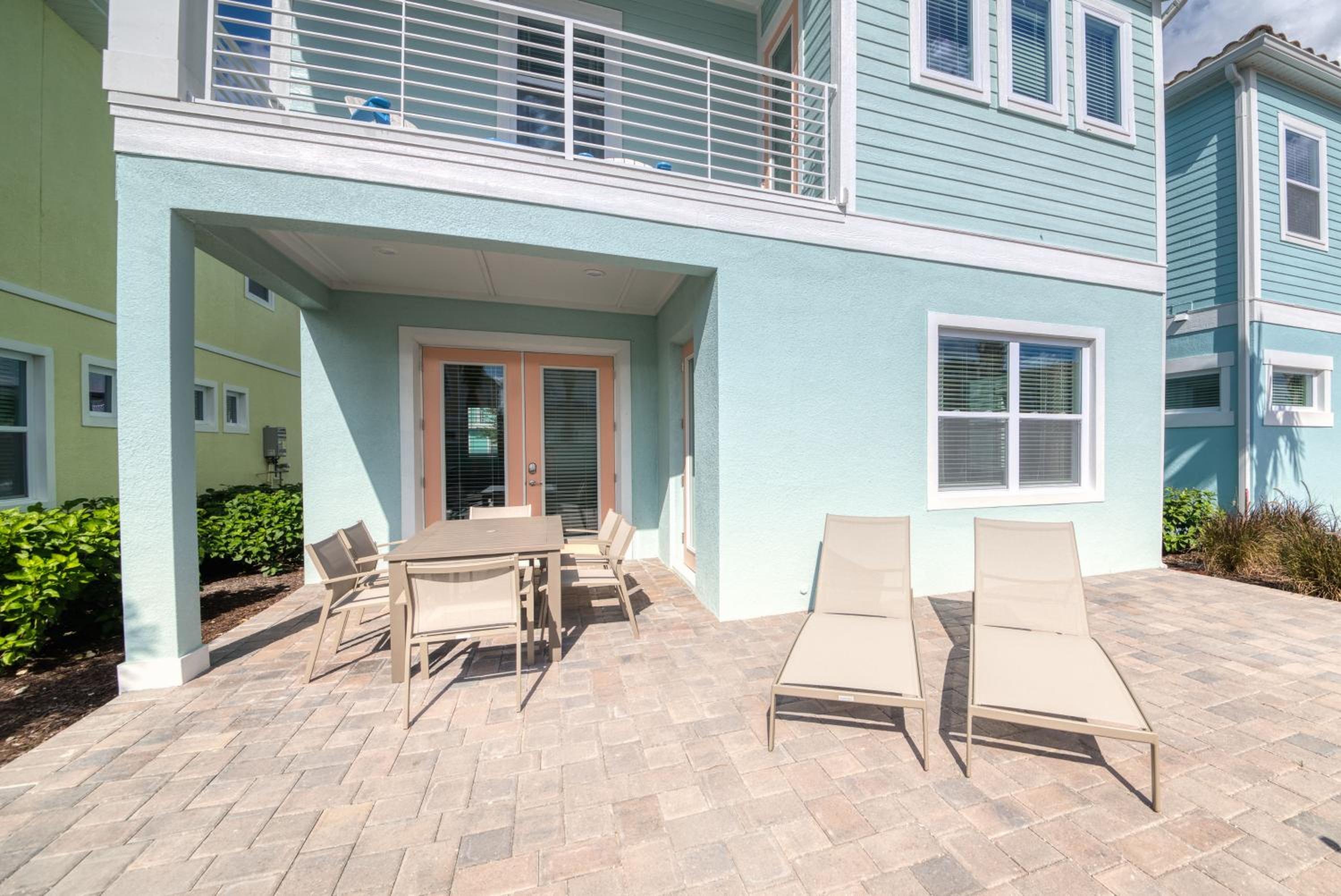 Coral Reef Cottage! Near Disney With Margaritaville Resort & Island H2O Access - 8052Ls