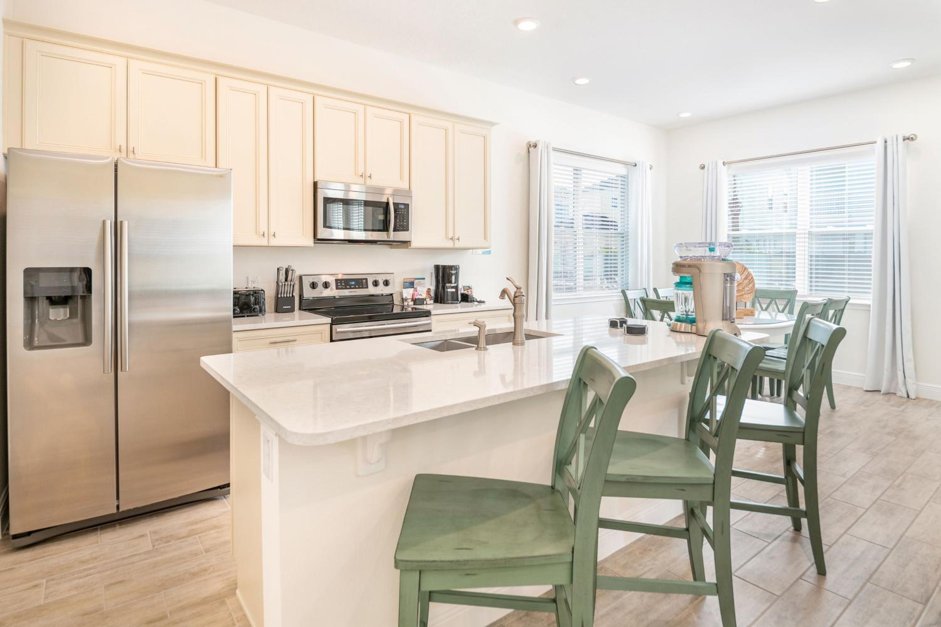 Coral Reef Cottage! Near Disney With Margaritaville Resort & Island H2O Access - 8052Ls