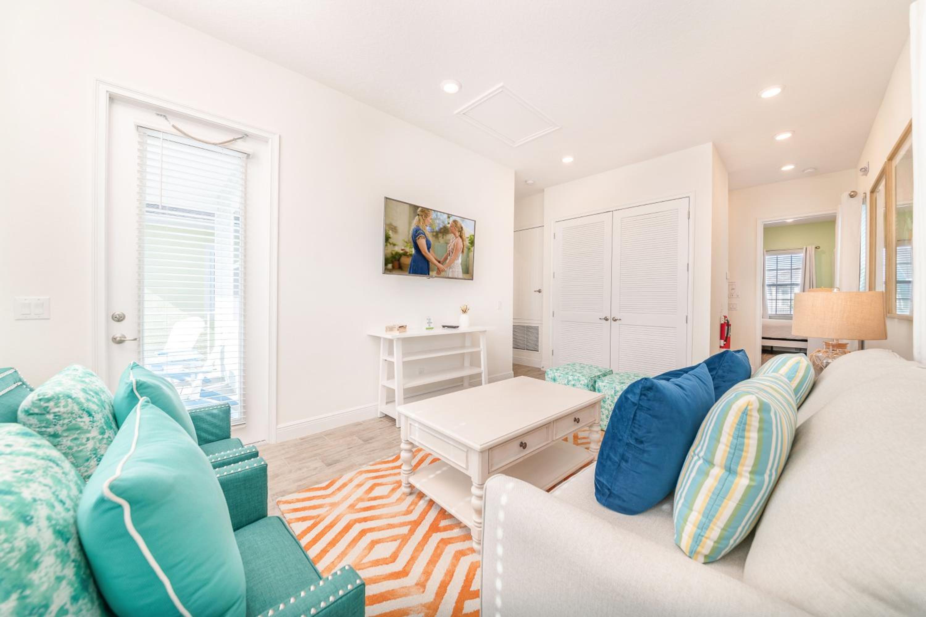 Coral Reef Cottage! Near Disney With Margaritaville Resort & Island H2O Access - 8052Ls