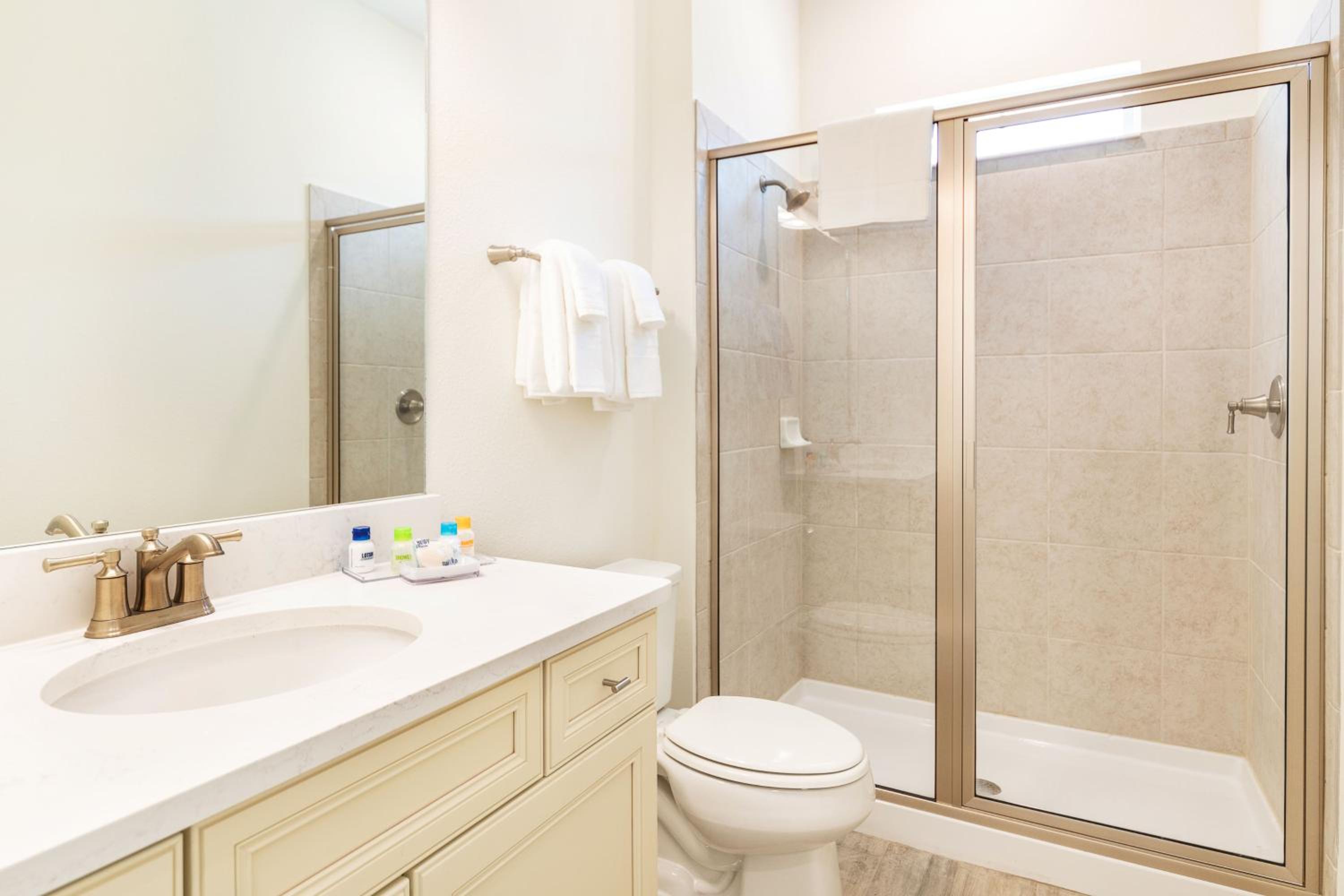 Sunkissed Cottage With Hot Tub Near Disney With Margaritaville Resort & Island H2O Access - 8046Su
