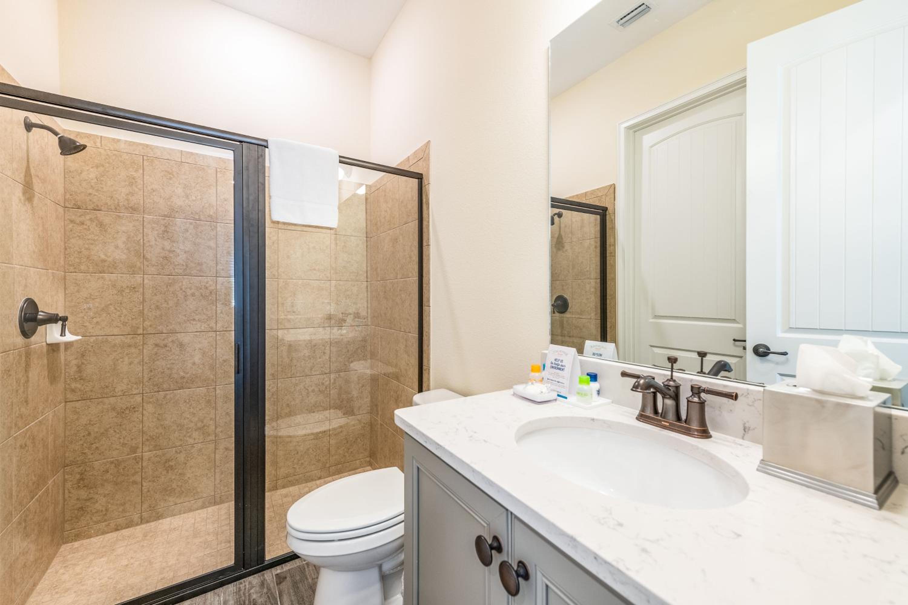 Bright & Airy Cottage Near Disney With Margaritaville Resort & Island H2O Access - 8008Ls
