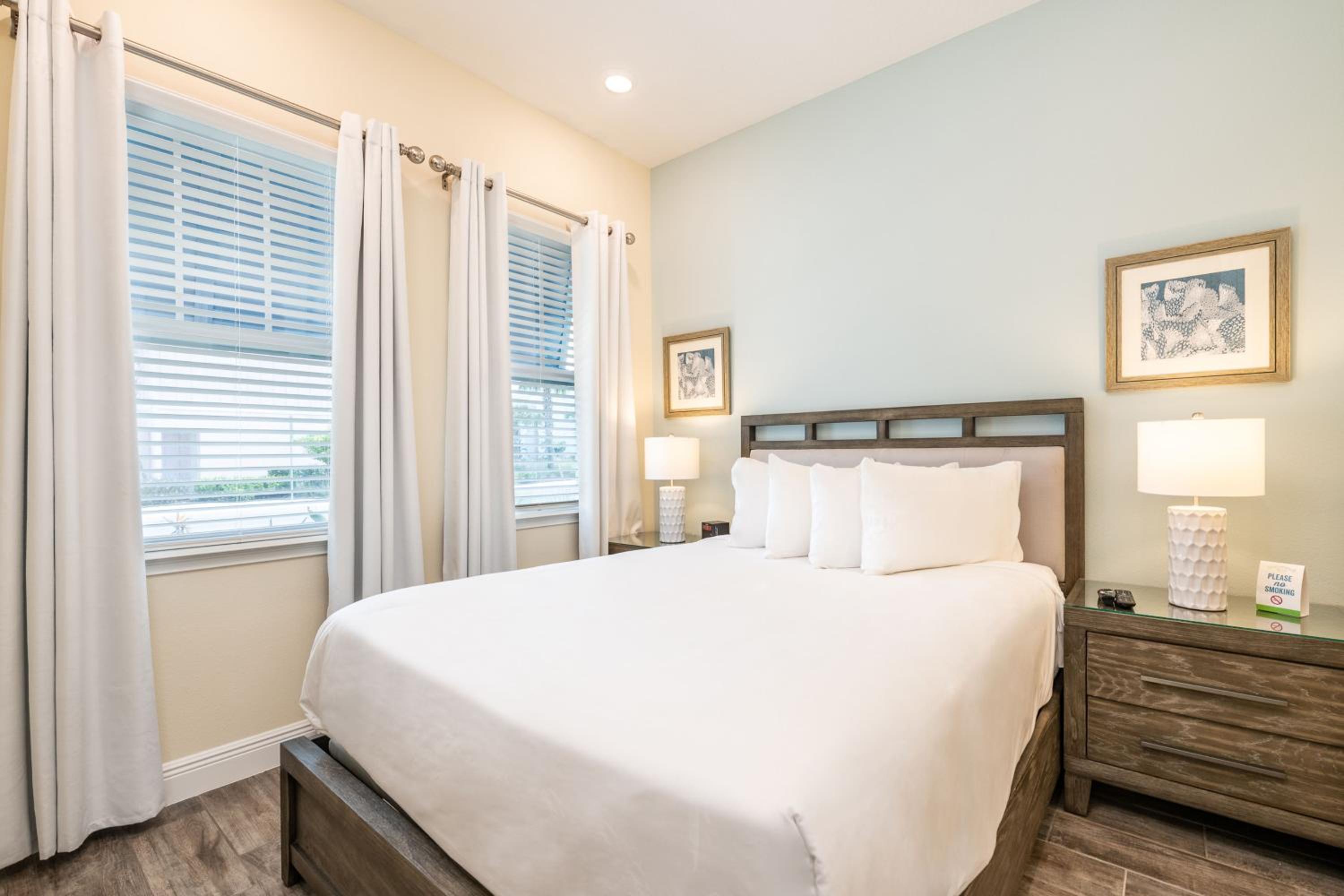 Bright & Airy Cottage Near Disney With Margaritaville Resort & Island H2O Access - 8008Ls