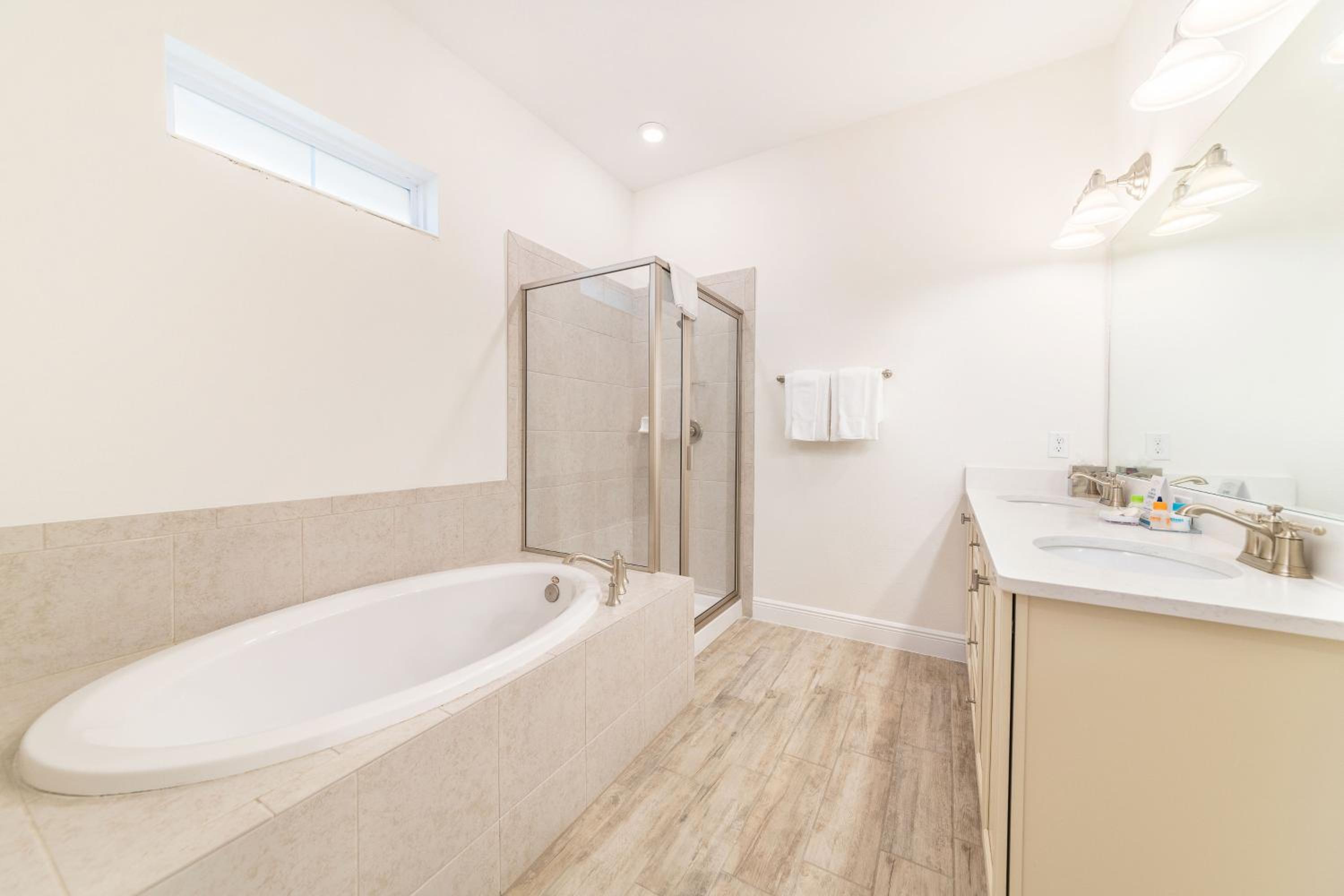 It's All Fin & Games Cottage With Private Pool Near Disney & Margaritaville Resort & Island H20 Waterpark Access - 3090Ph