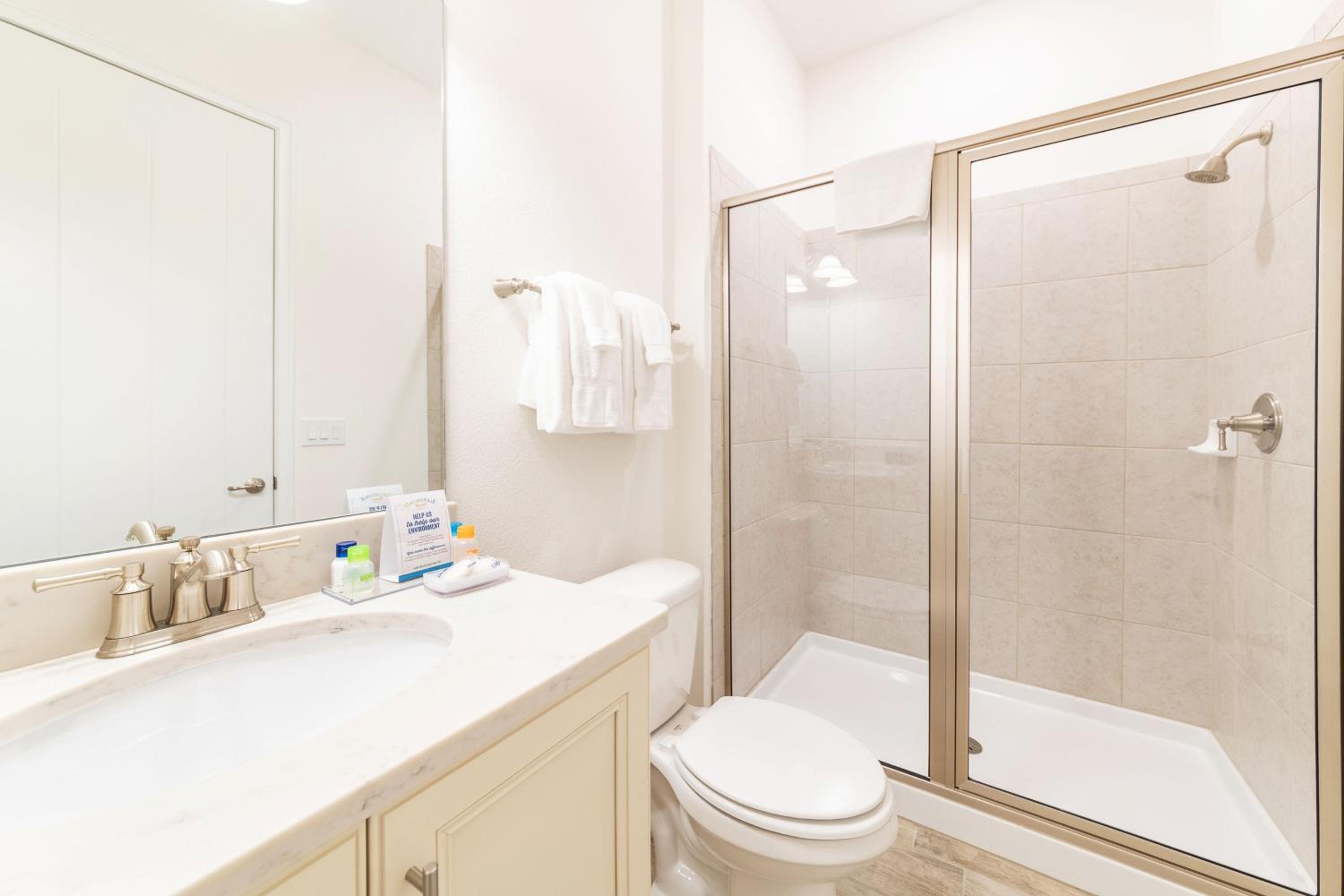 It's All Fin & Games Cottage With Private Pool Near Disney & Margaritaville Resort & Island H20 Waterpark Access - 3090Ph