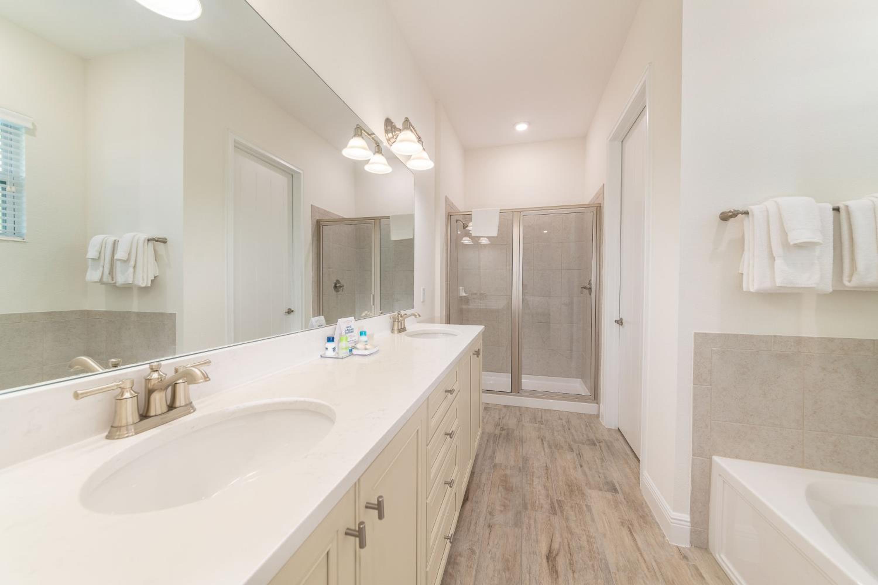 It's All Fin & Games Cottage With Private Pool Near Disney & Margaritaville Resort & Island H20 Waterpark Access - 3090Ph