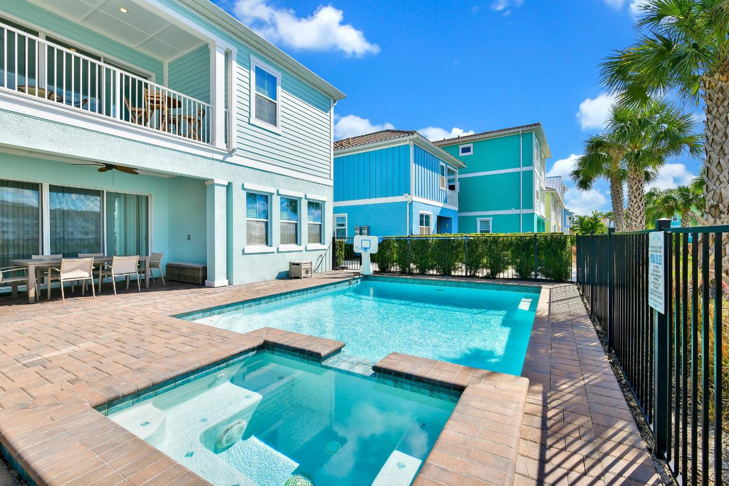 Paradise Cottage With Private Pool Near Disney With Margaritaville Resort & Island H2O Access - 8085Su