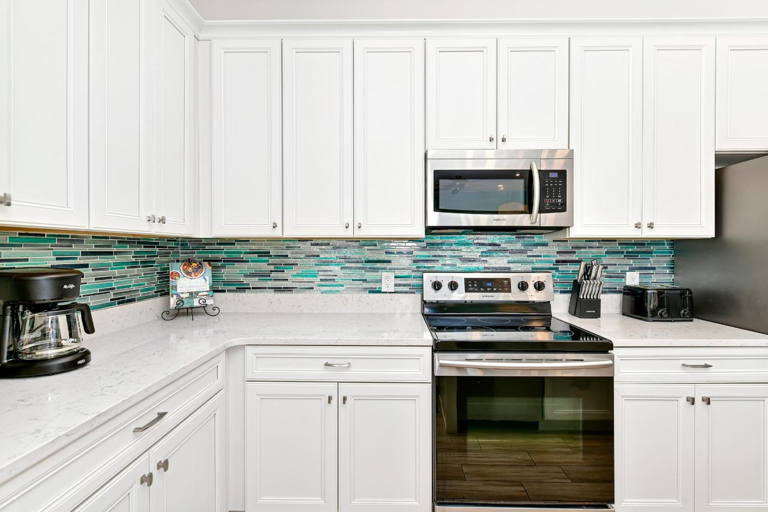 Paradise Cottage With Private Pool Near Disney With Margaritaville Resort & Island H2O Access - 8085Su