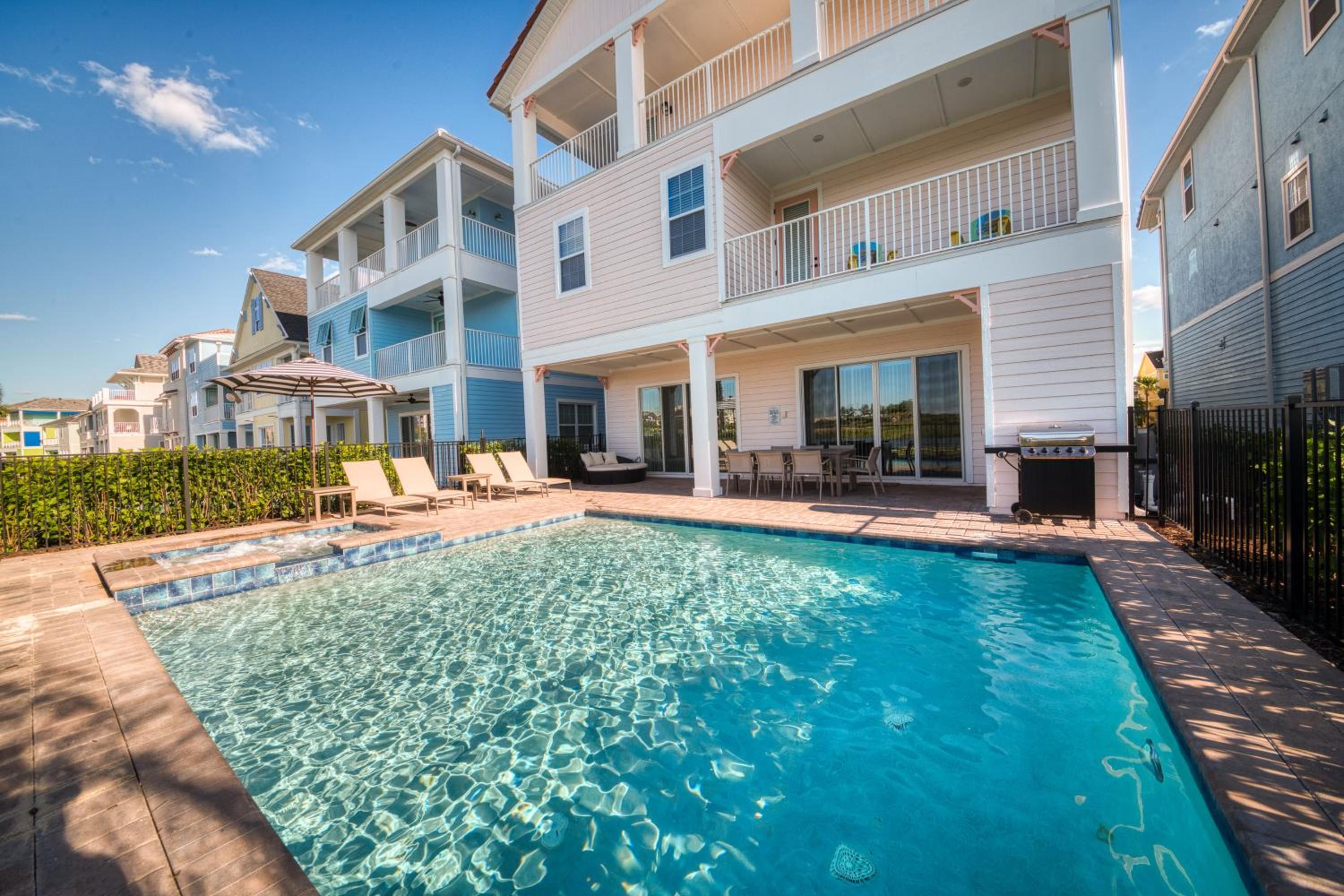 Amazing Cottage With Private Pool Near Disney With Margaritaville Resort & Island H2O Access - 3060Ph
