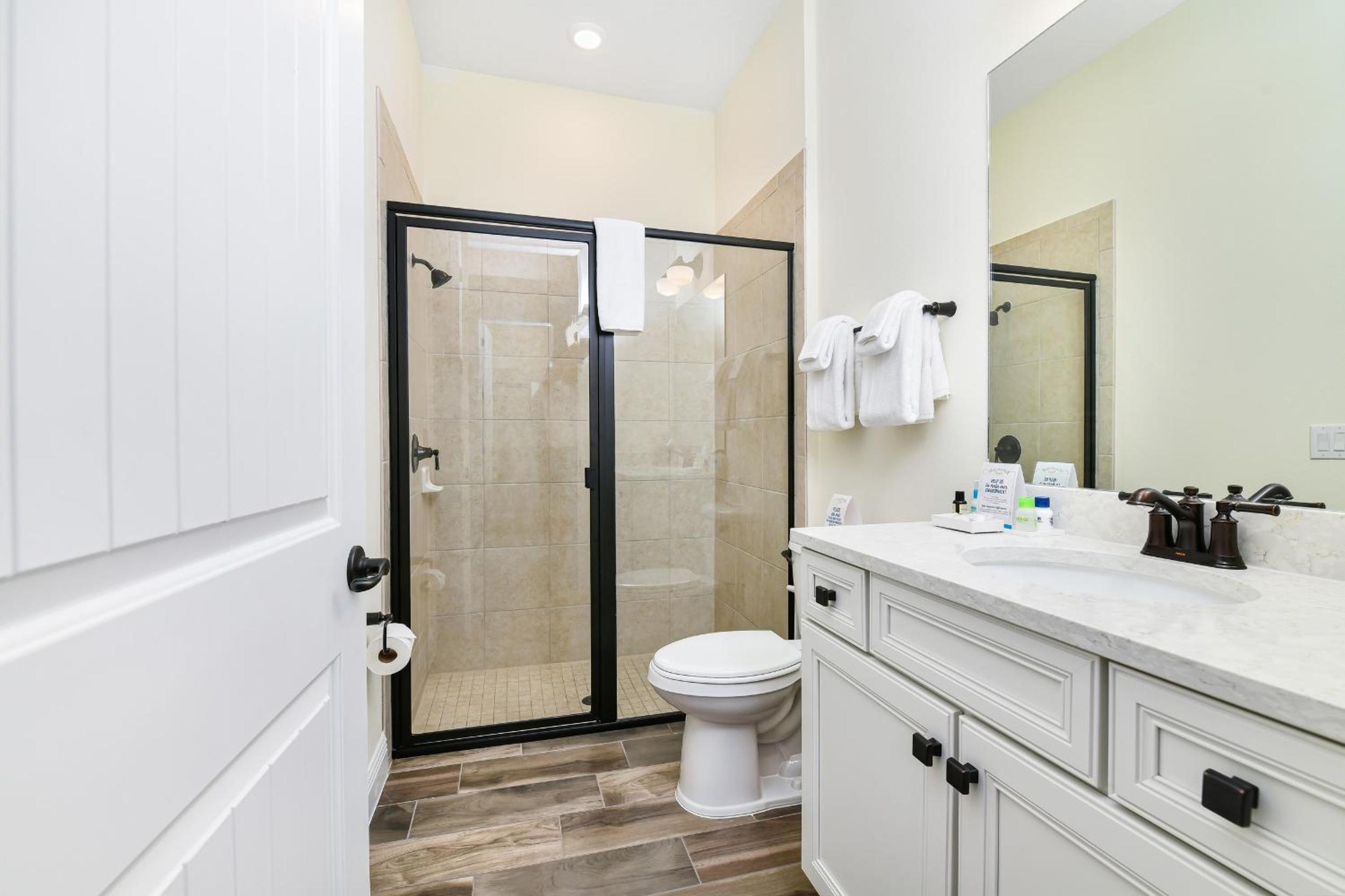 Waters Edge Cottage Near Disney With Margaritaville Resort & Island H20 Access - 8129Su