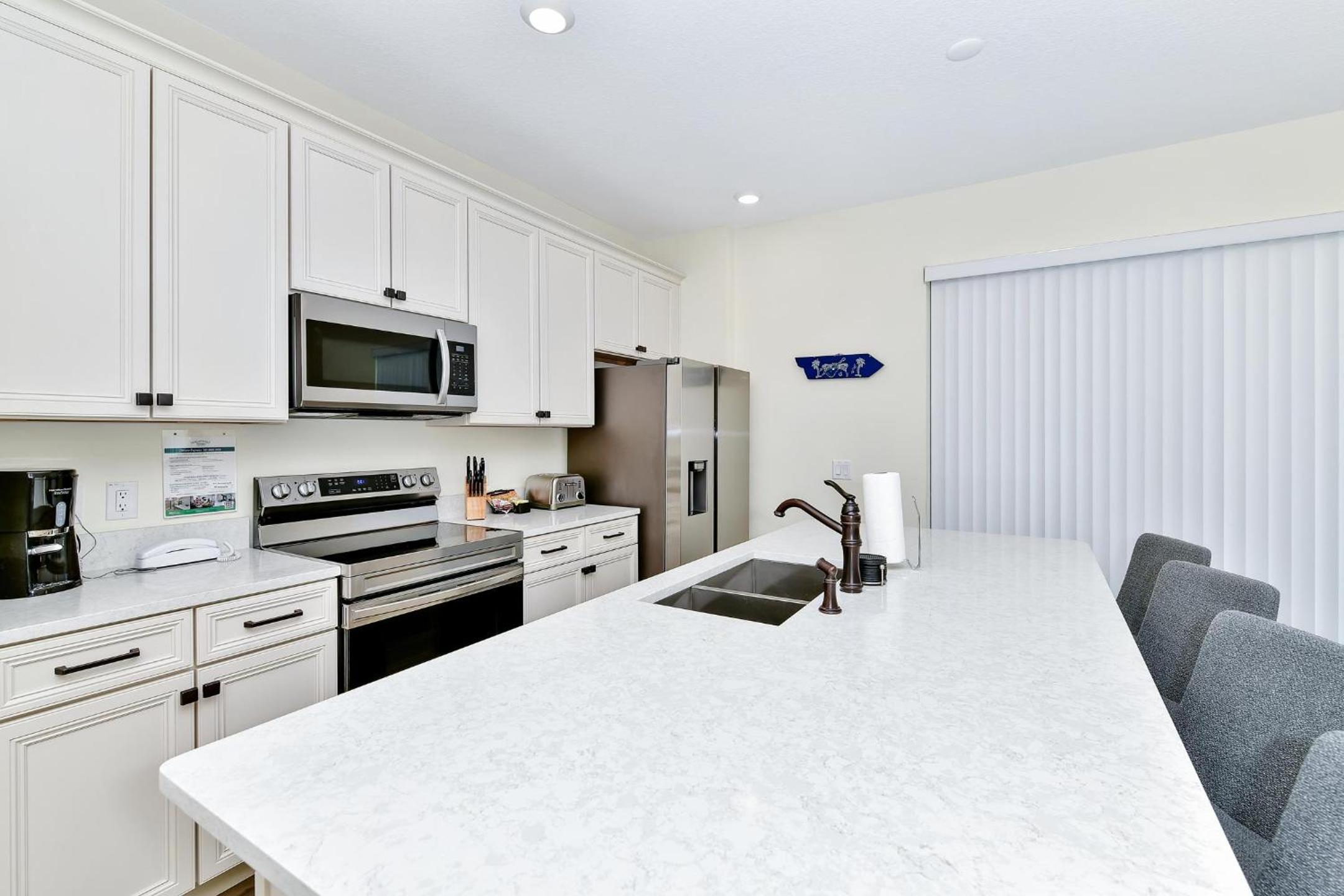 Summer Breeze Villa Near Disney With Margaritaville Resort & Island H20 Waterpark Access - 2960Cs