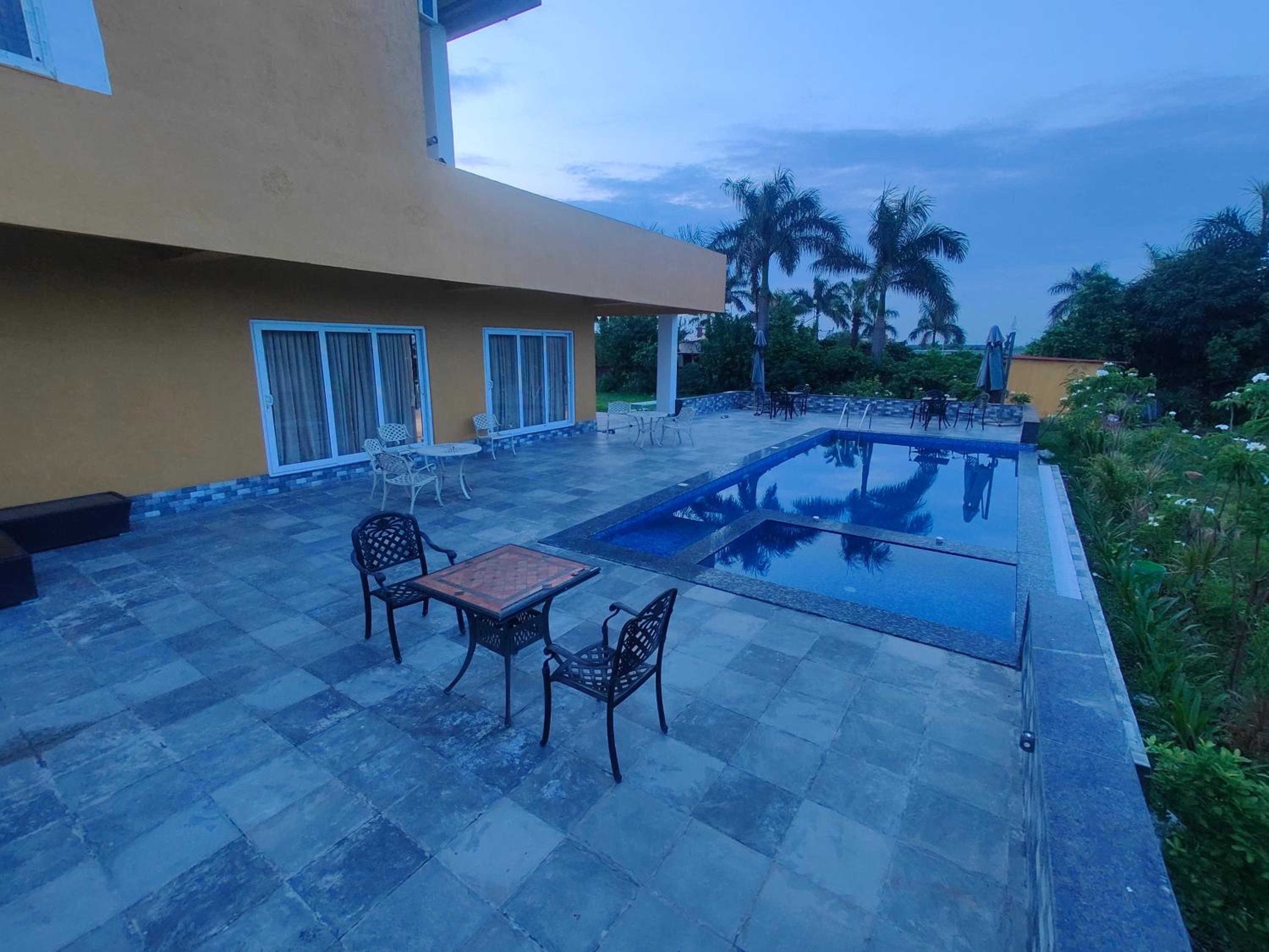 Sunshine Villa