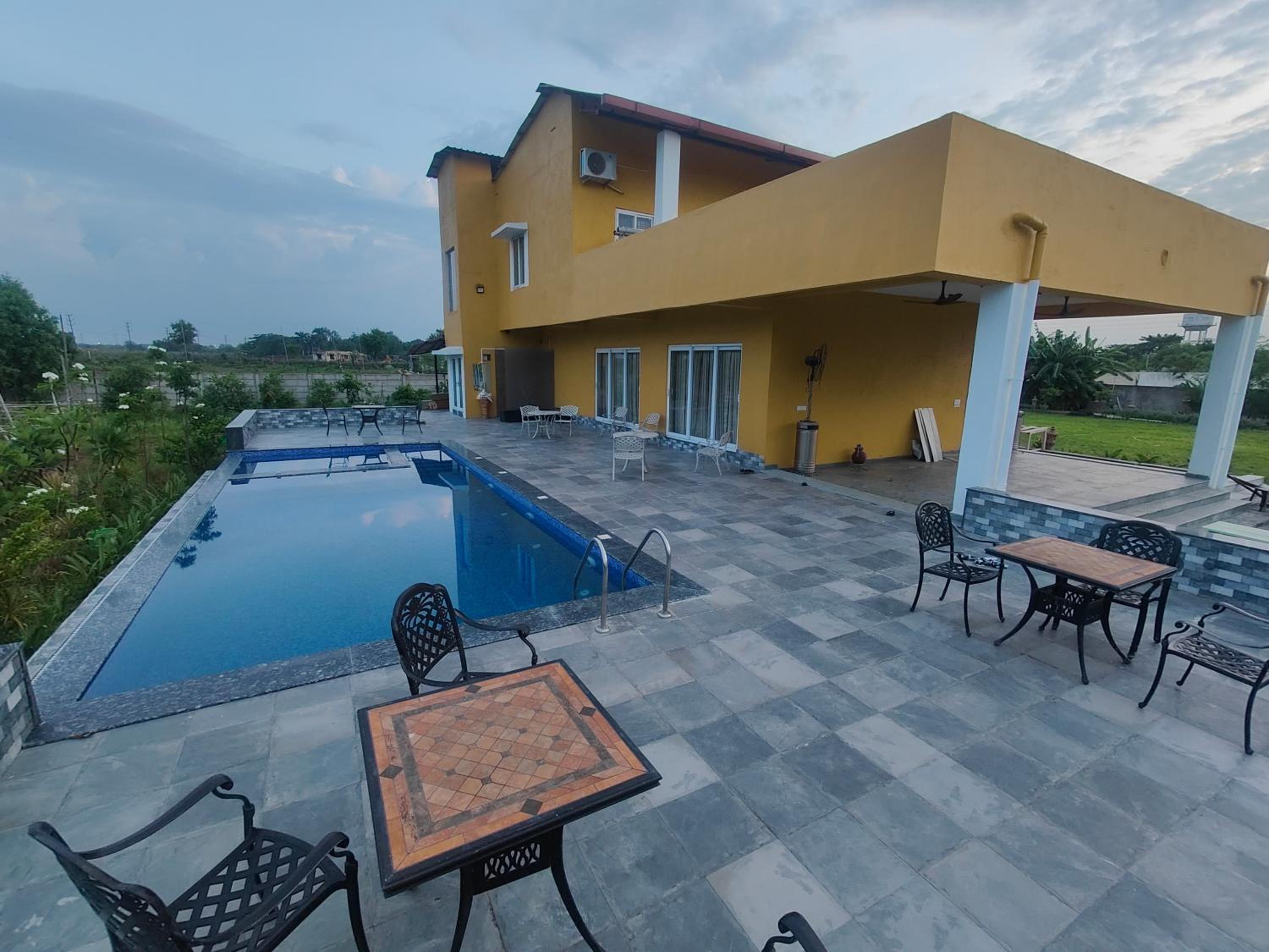 Sunshine Villa