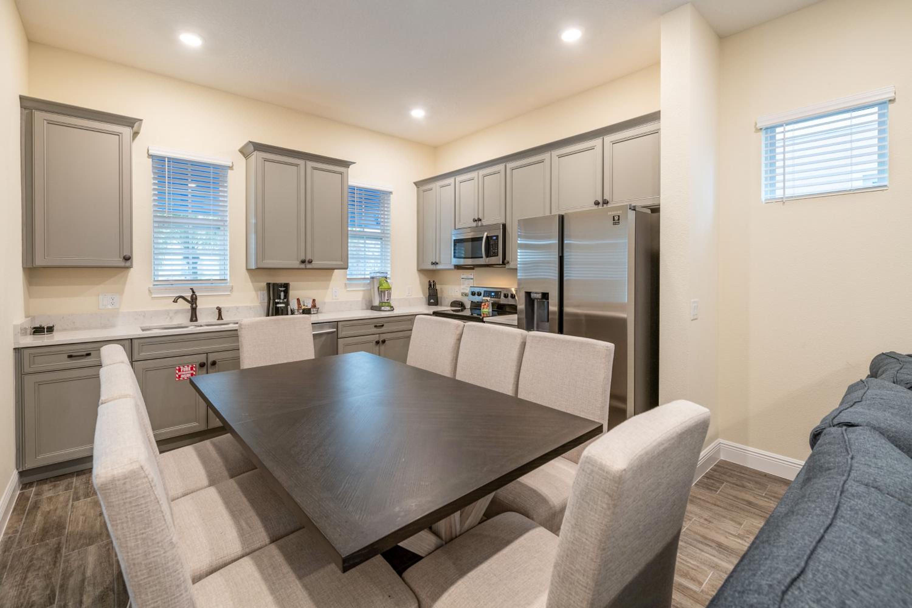Cocktails & Dreams Cottage With Private Pool Near Disney With Margaritaville Resort & Island H2O Access - 8005St