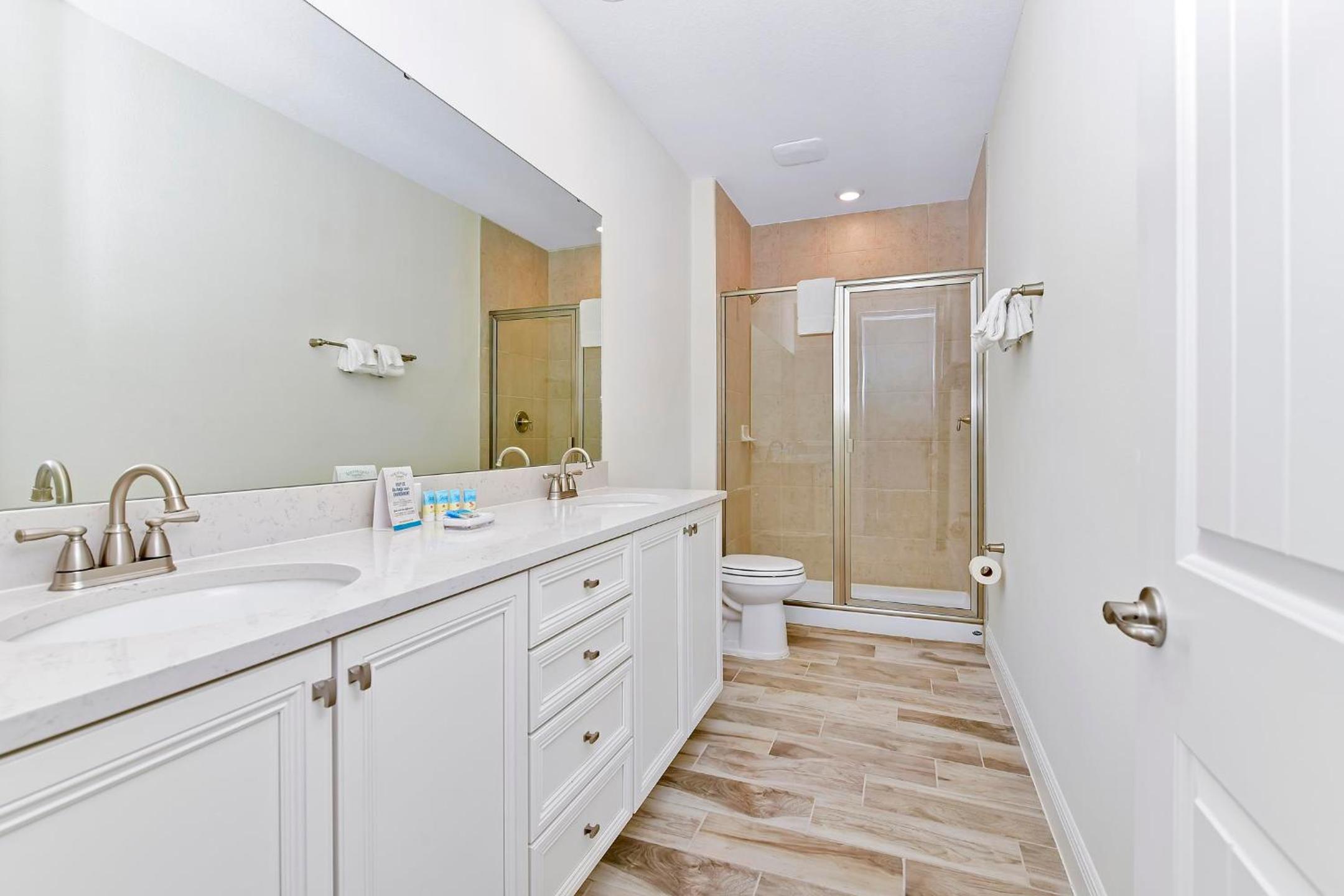 Bright Breezy Villa near Disney with Margaritaville Resort Access - 3132CS