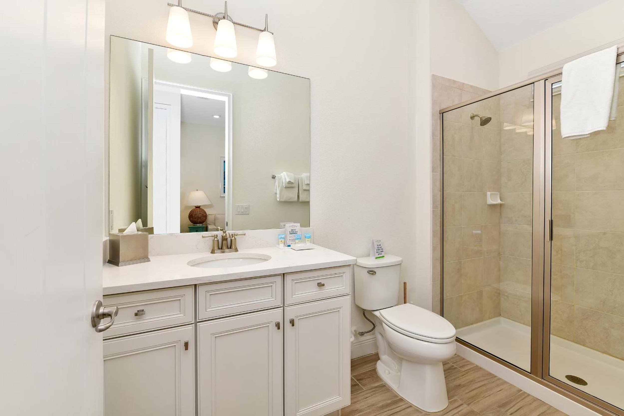 Breezy Green Cottage With Private Hot Tub Near Disney With Margaritaville Resort & Island H2O Access - 3055Pi