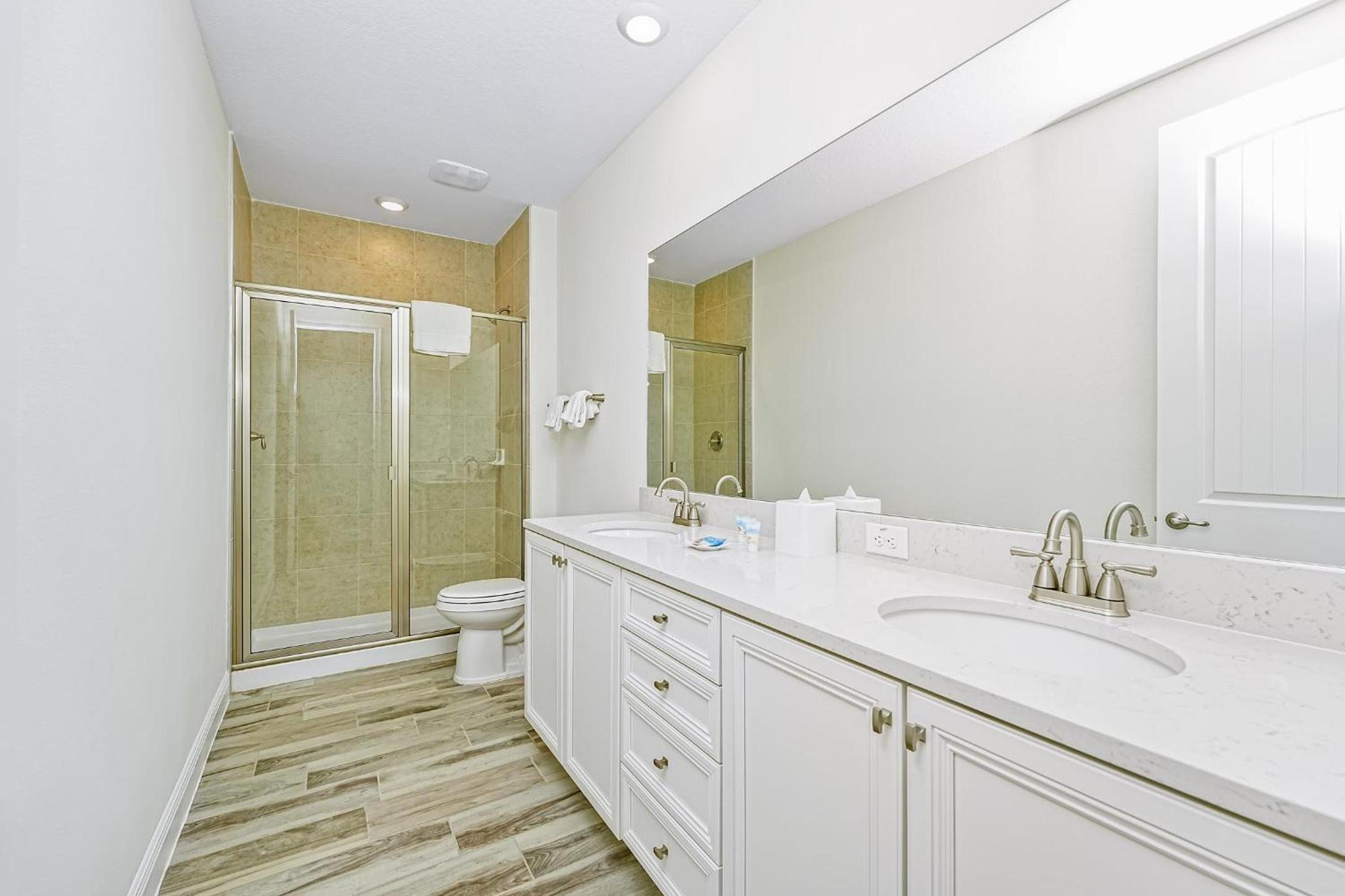 Beautiful Villa Near Disney With Margaritaville Resort & Island H20 Waterpark Access - 2976Cs