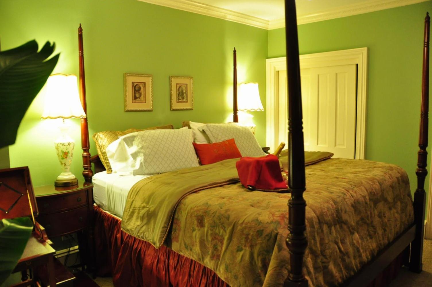 Arbor View House Bed and Breakfast