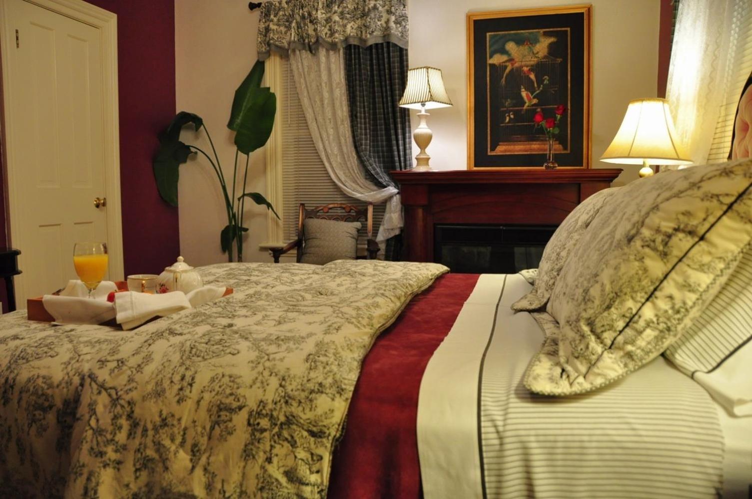Arbor View House Bed and Breakfast