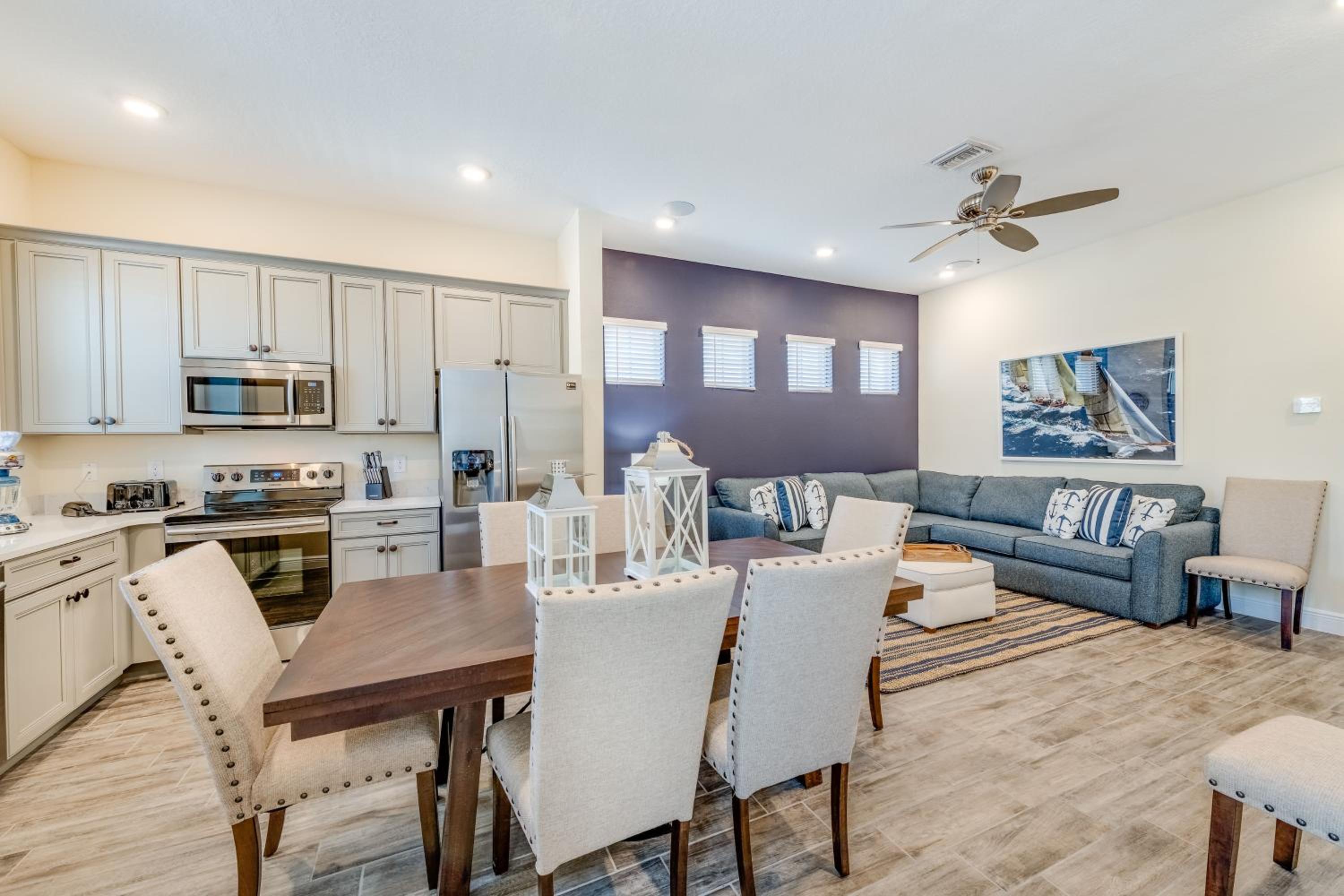 Sandy Cottage! 3 Miles From Disney With Margaritaville Resort & Island H2O Access - 8080Dr