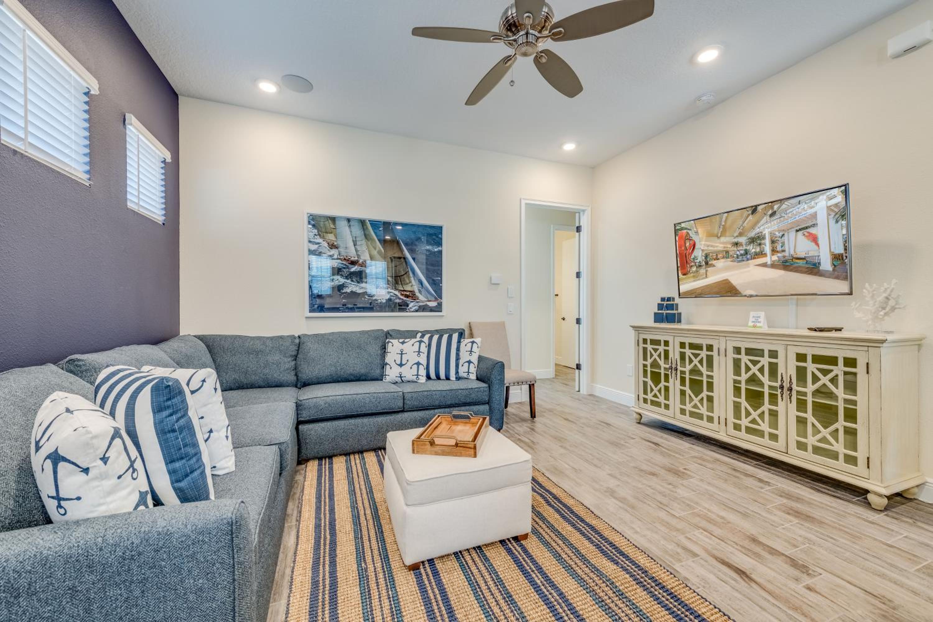 Sandy Cottage! 3 Miles From Disney With Margaritaville Resort & Island H2O Access - 8080Dr