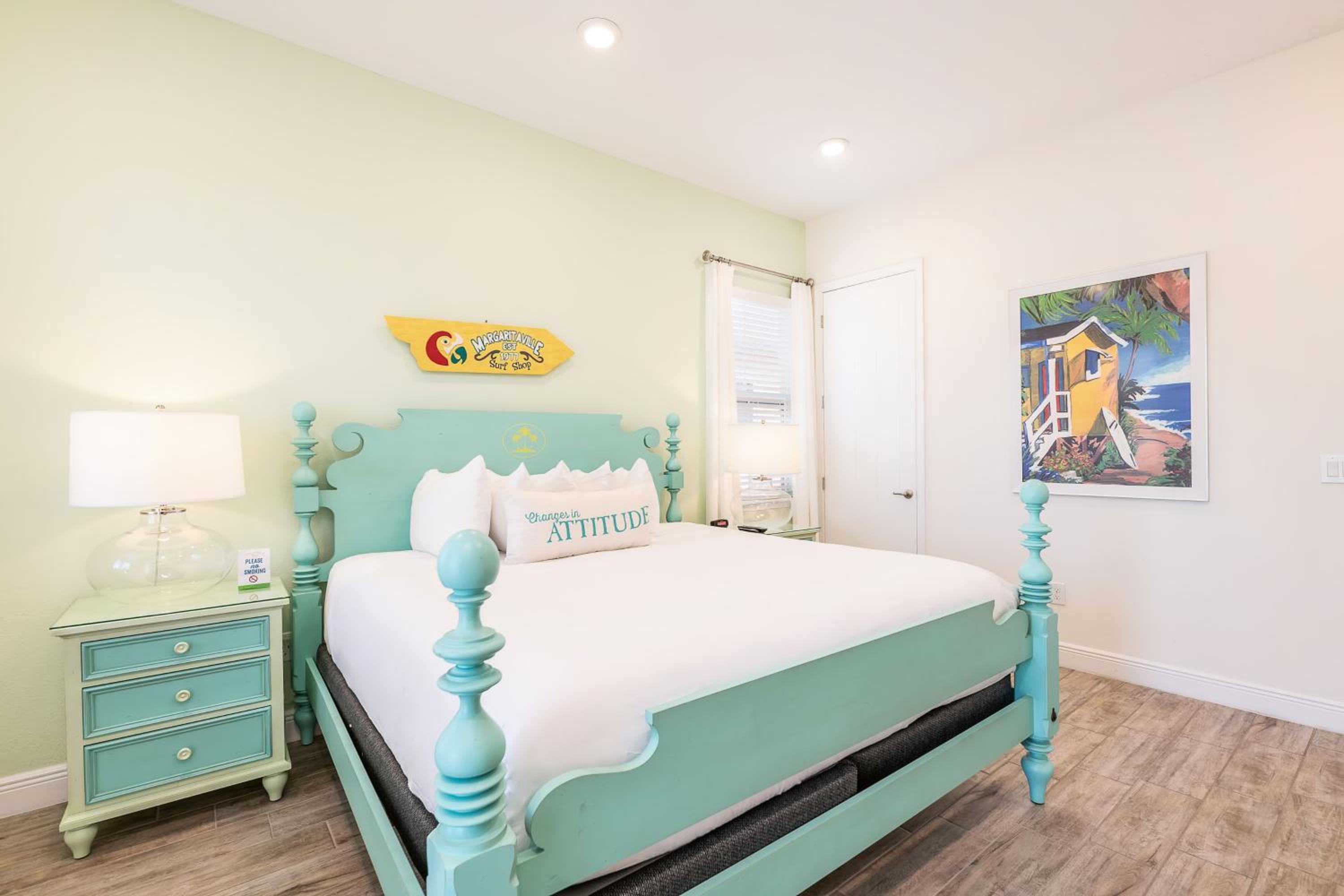 Inviting Cottage With Private Hot Tub Near Disney With Margaritaville Resort & Island H2O Access - 8072Dr