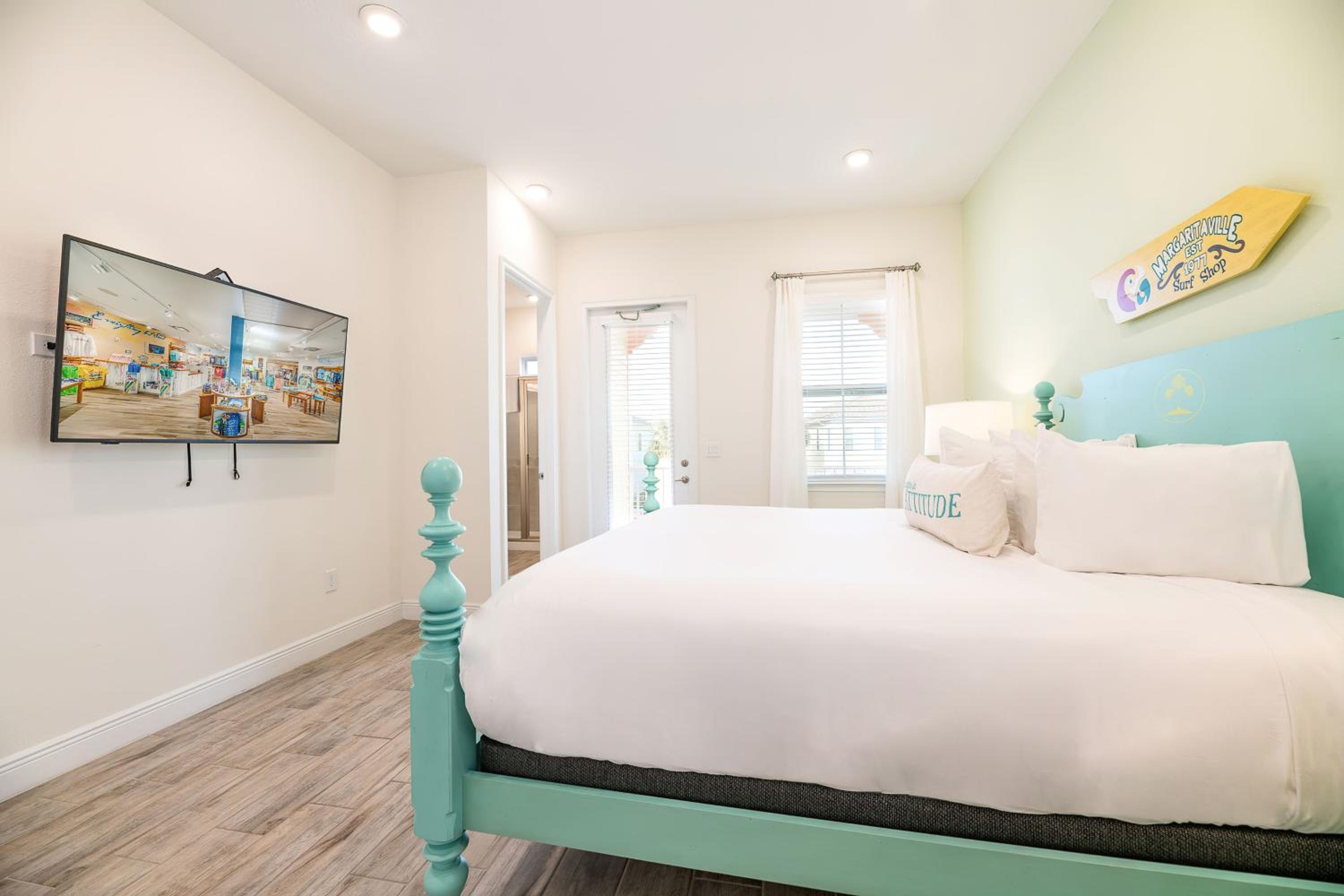 Inviting Cottage With Private Hot Tub Near Disney With Margaritaville Resort & Island H2O Access - 8072Dr