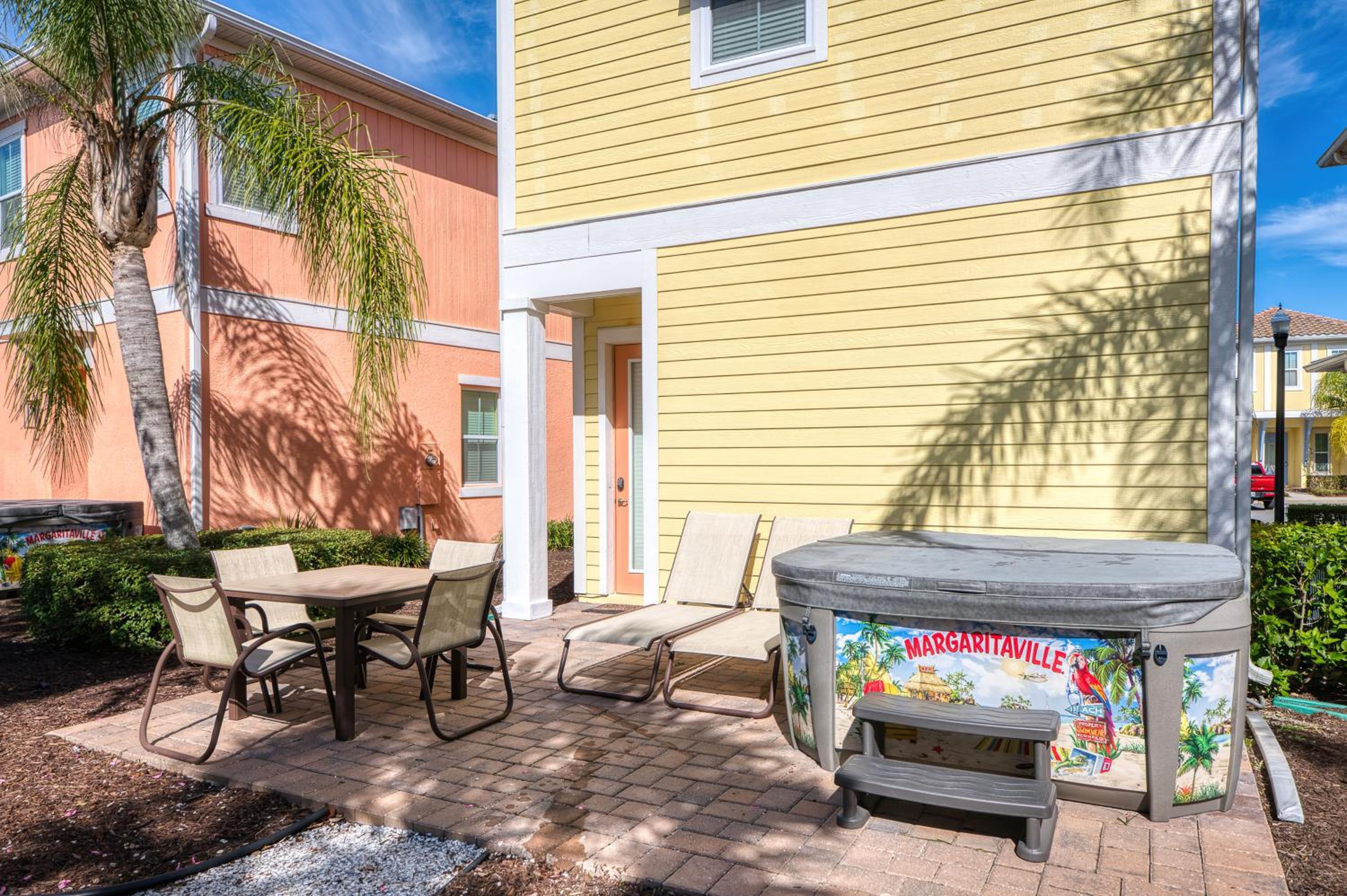Inviting Cottage With Private Hot Tub Near Disney With Margaritaville Resort & Island H2O Access - 8072Dr